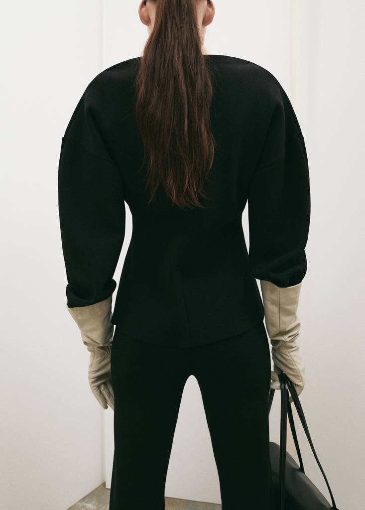 Oversized V-neck cardigan — Black