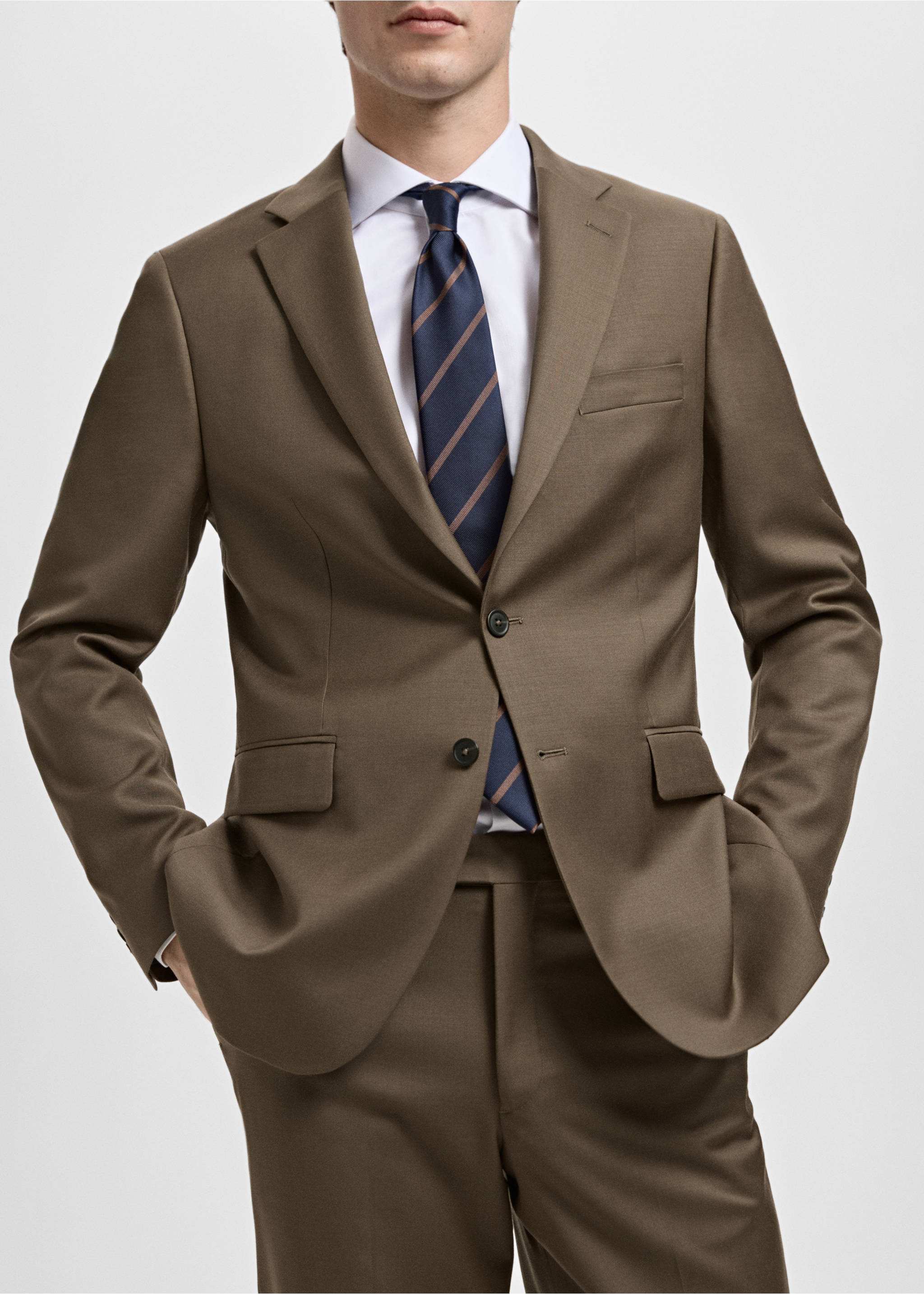 Turin 100% virgin wool suit jacket - Details of the article 6, Brown. Ref: 27071271-00.