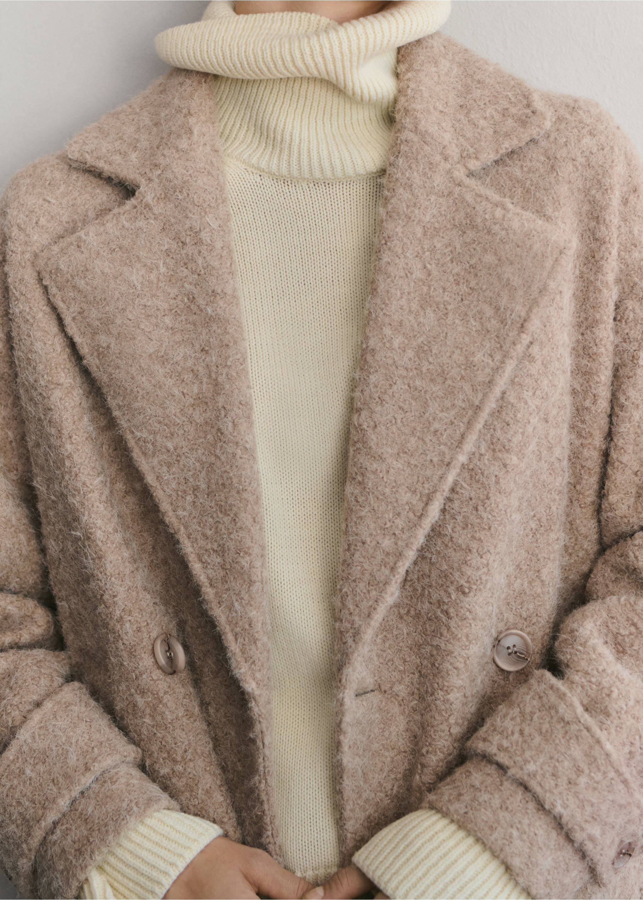 Lapels bouclé coat - Details of the article 1, Beige. Ref: 27071273-00.