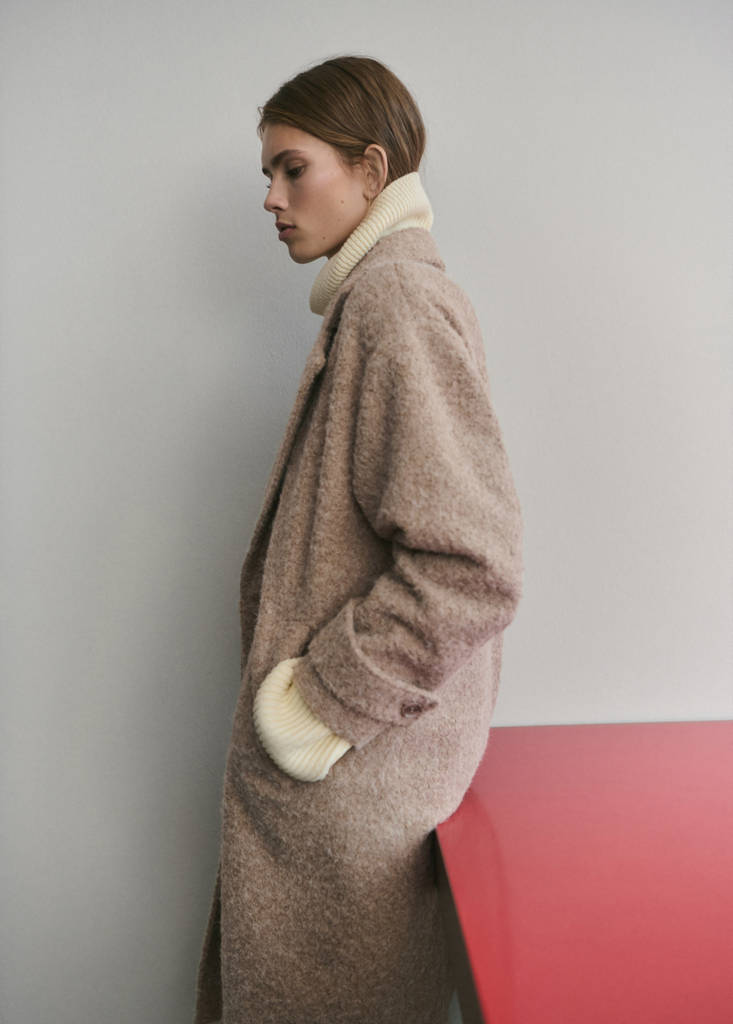 Lapels bouclé coat — Beige