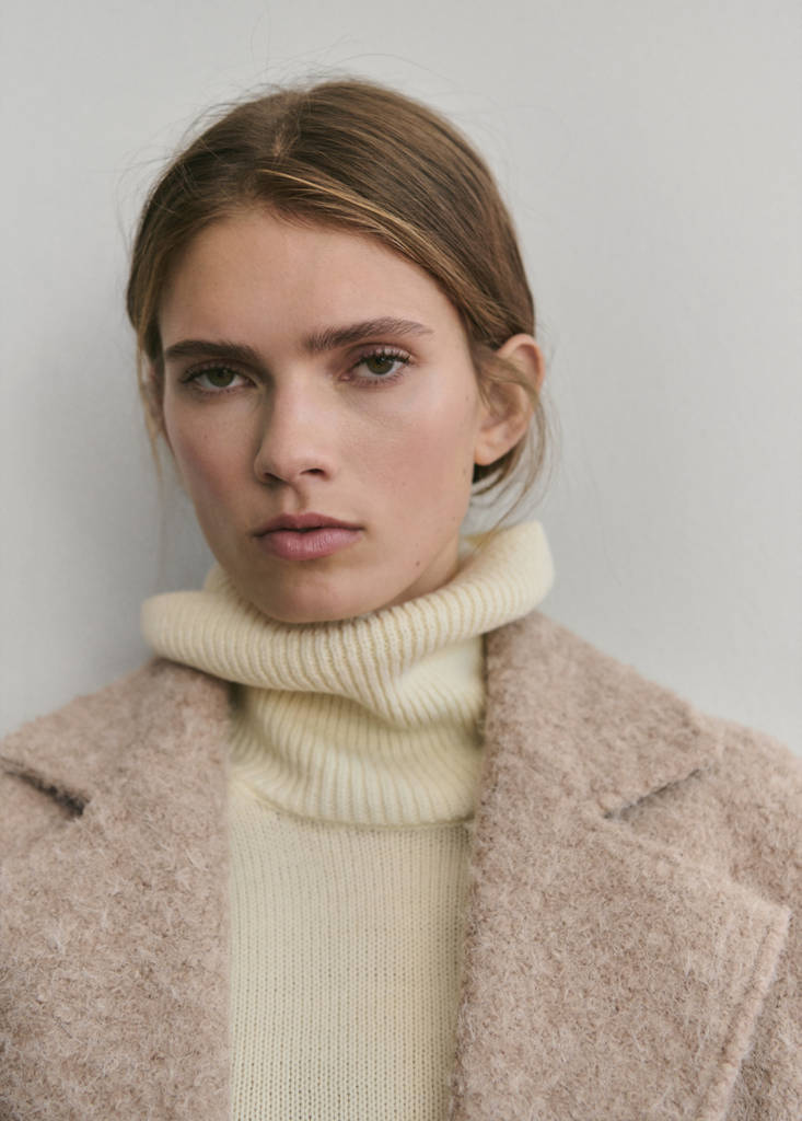 Lapels bouclé coat — Beige