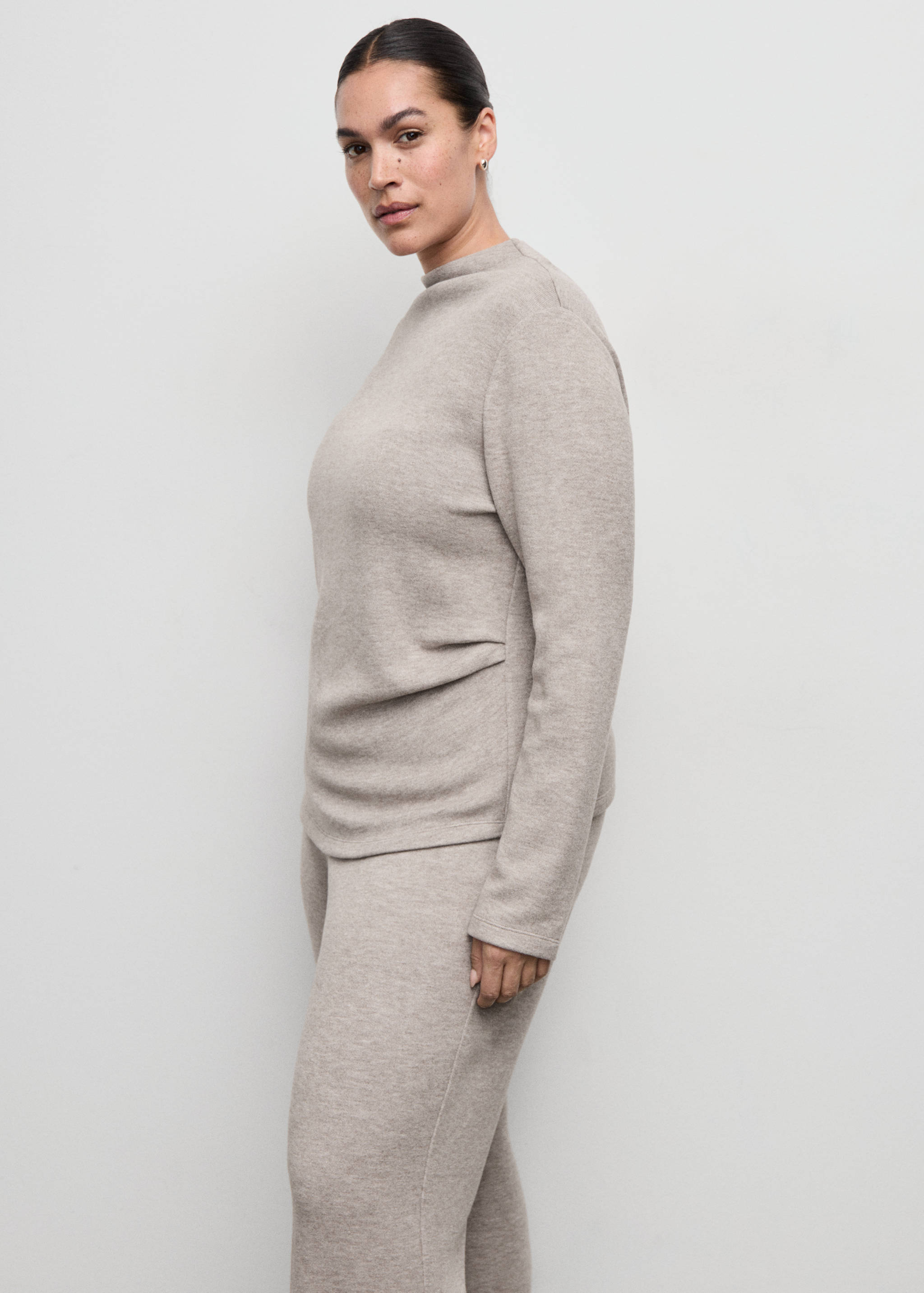 Fine-knit perkins-neck sweatshirt - Details of the article 4