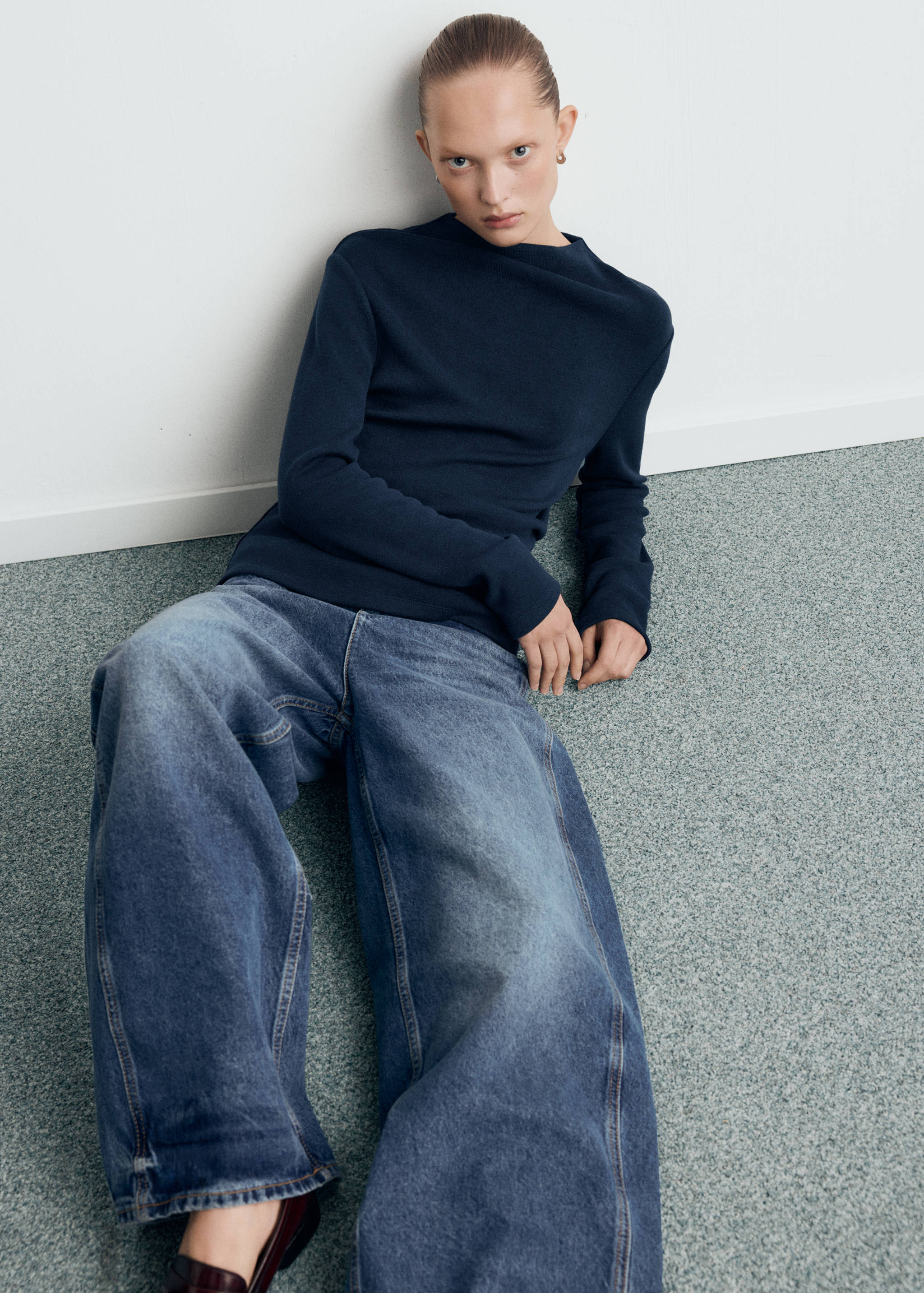 Fine-knit perkins-neck sweatshirt - Details of the article 2