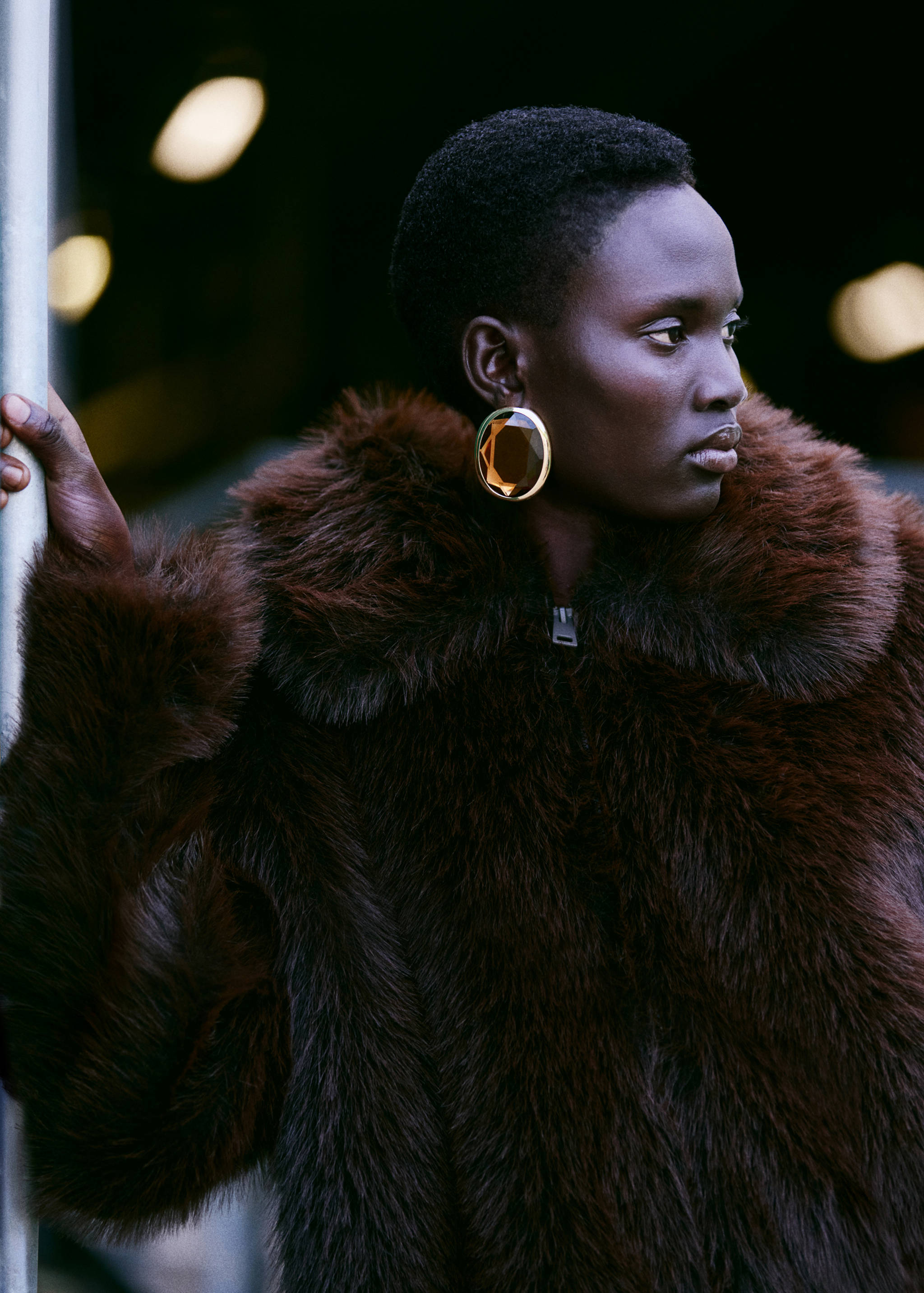 Boucles d'oreilles ovales résine - Plan général