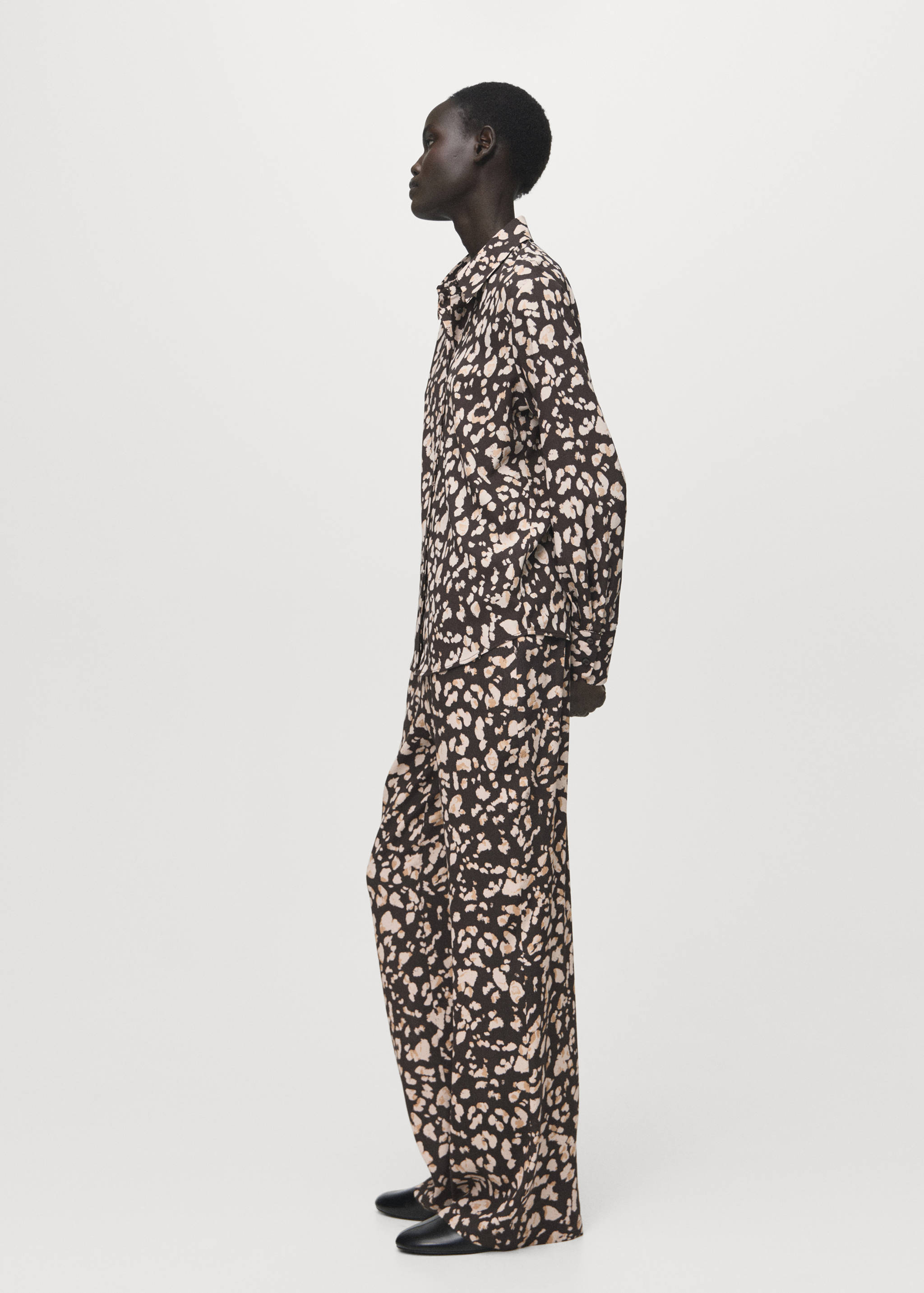 بنطلون بطبعة ذو خصر مطاطي - رؤية عامة