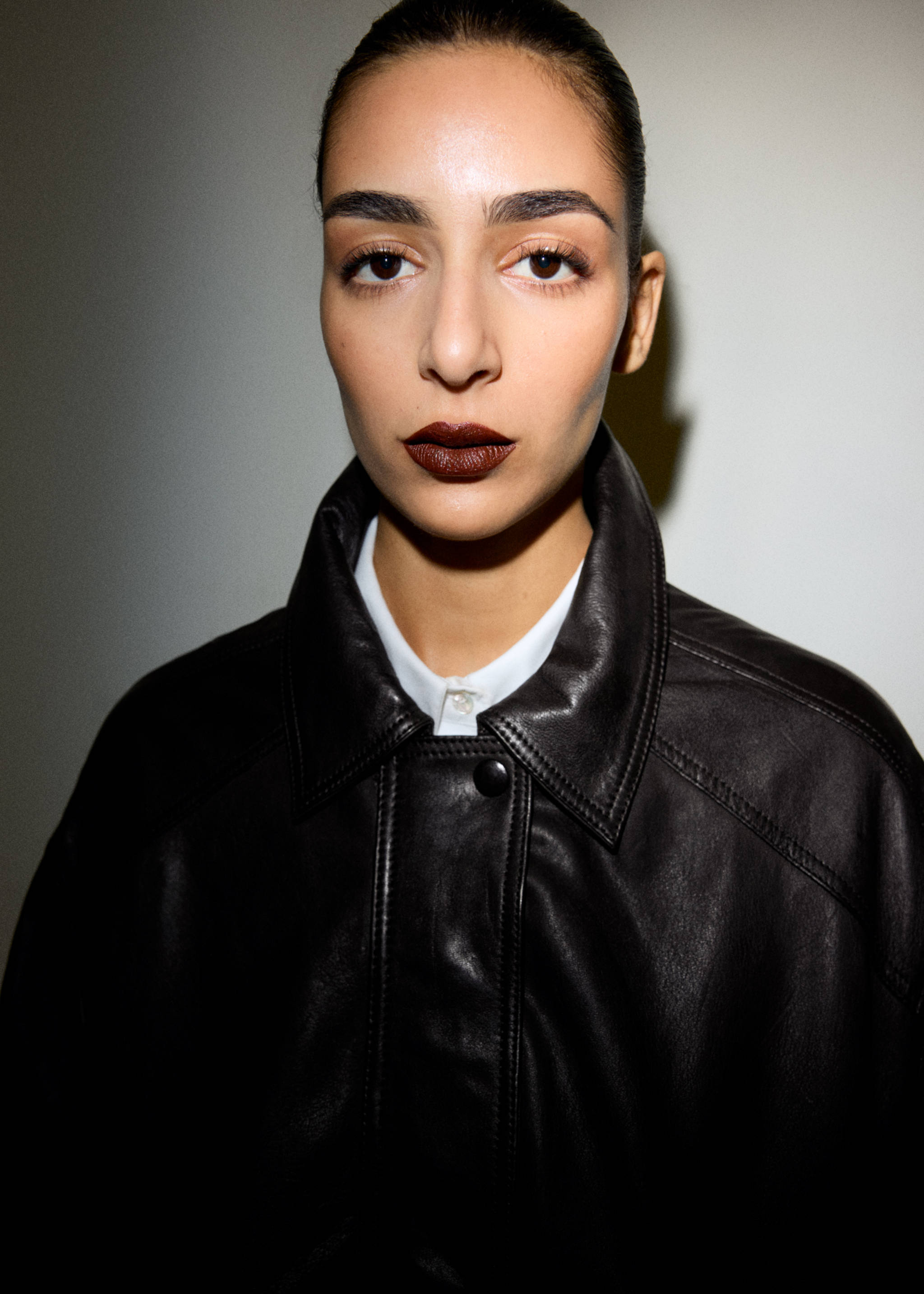 Oversized leather jacket - Details of the article 1