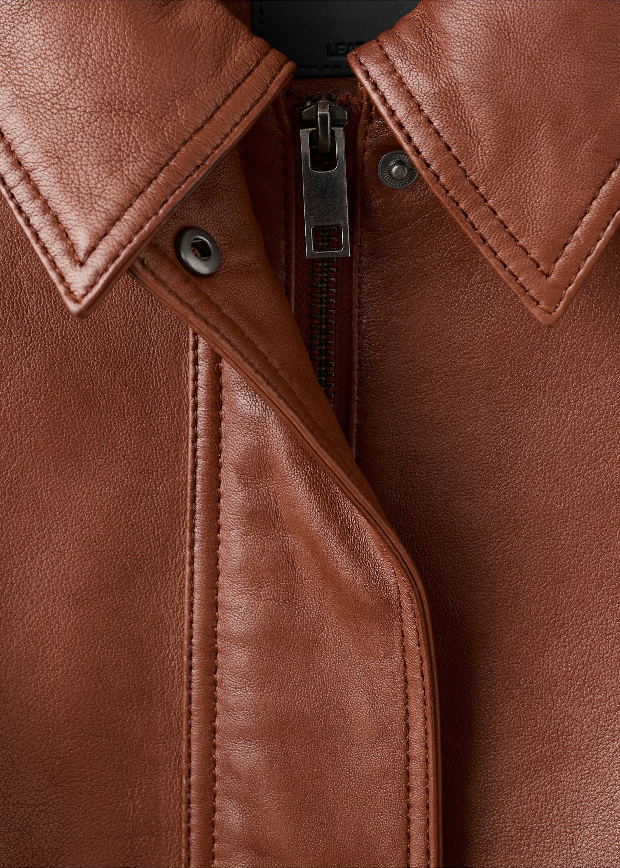 Veste cuir oversize - Détail de l'article 8, Cognac. Ref: 27071285-00.