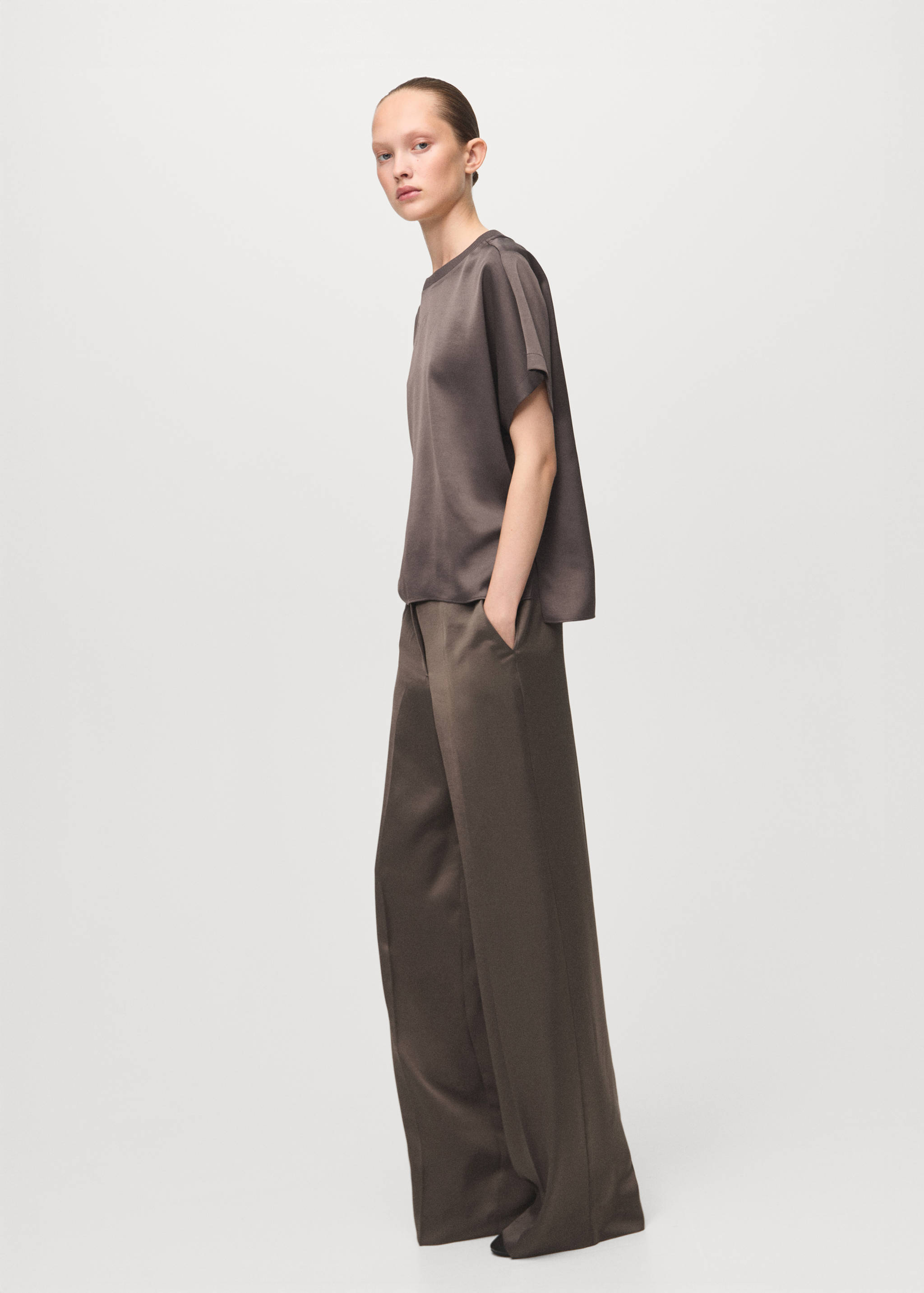 Satin straight-fit trousers - General plane