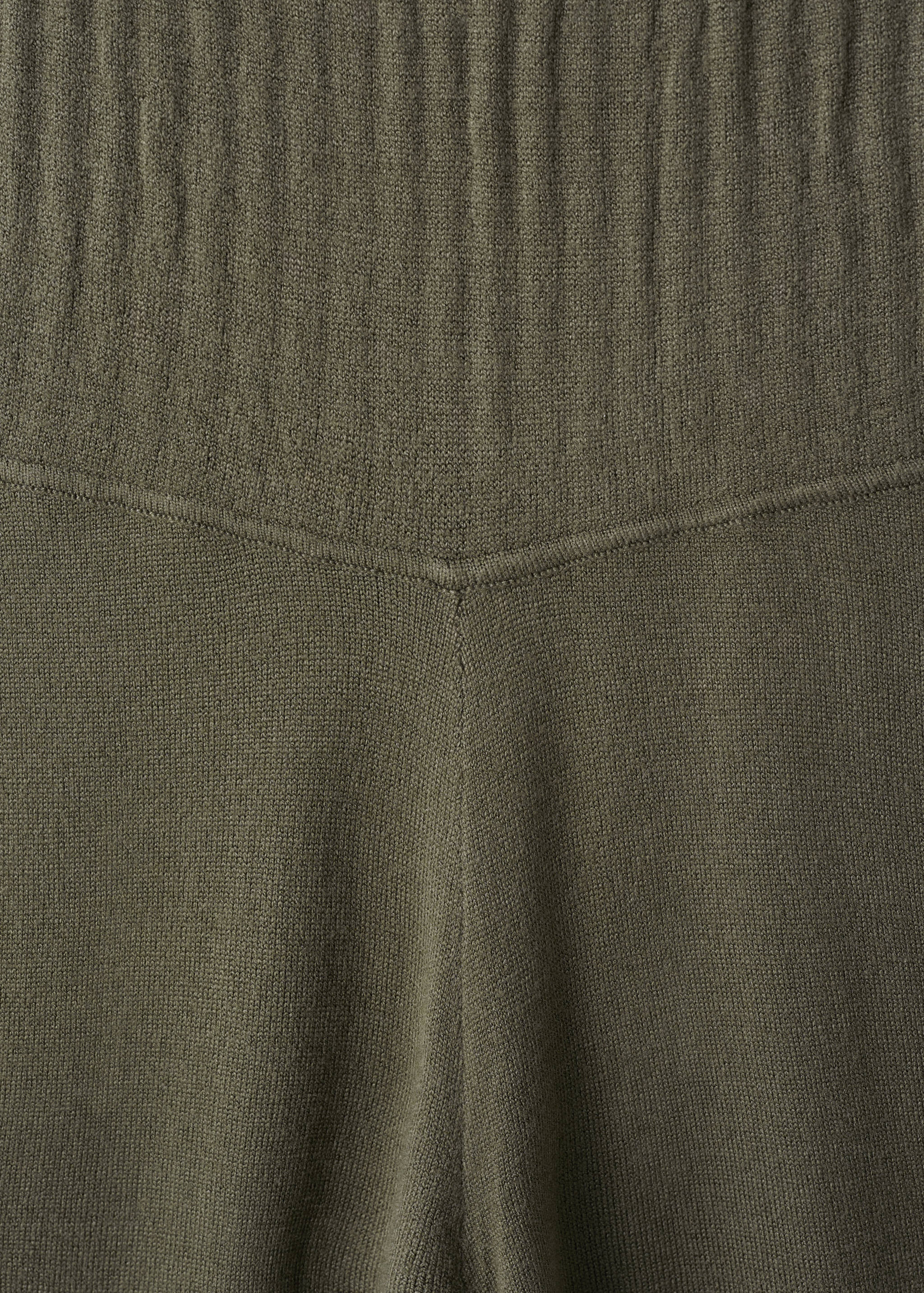 Straight-fit trousers with elastic waist - Details of the article 0