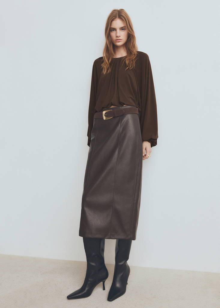 Fine-knit ruched blouse — Brown