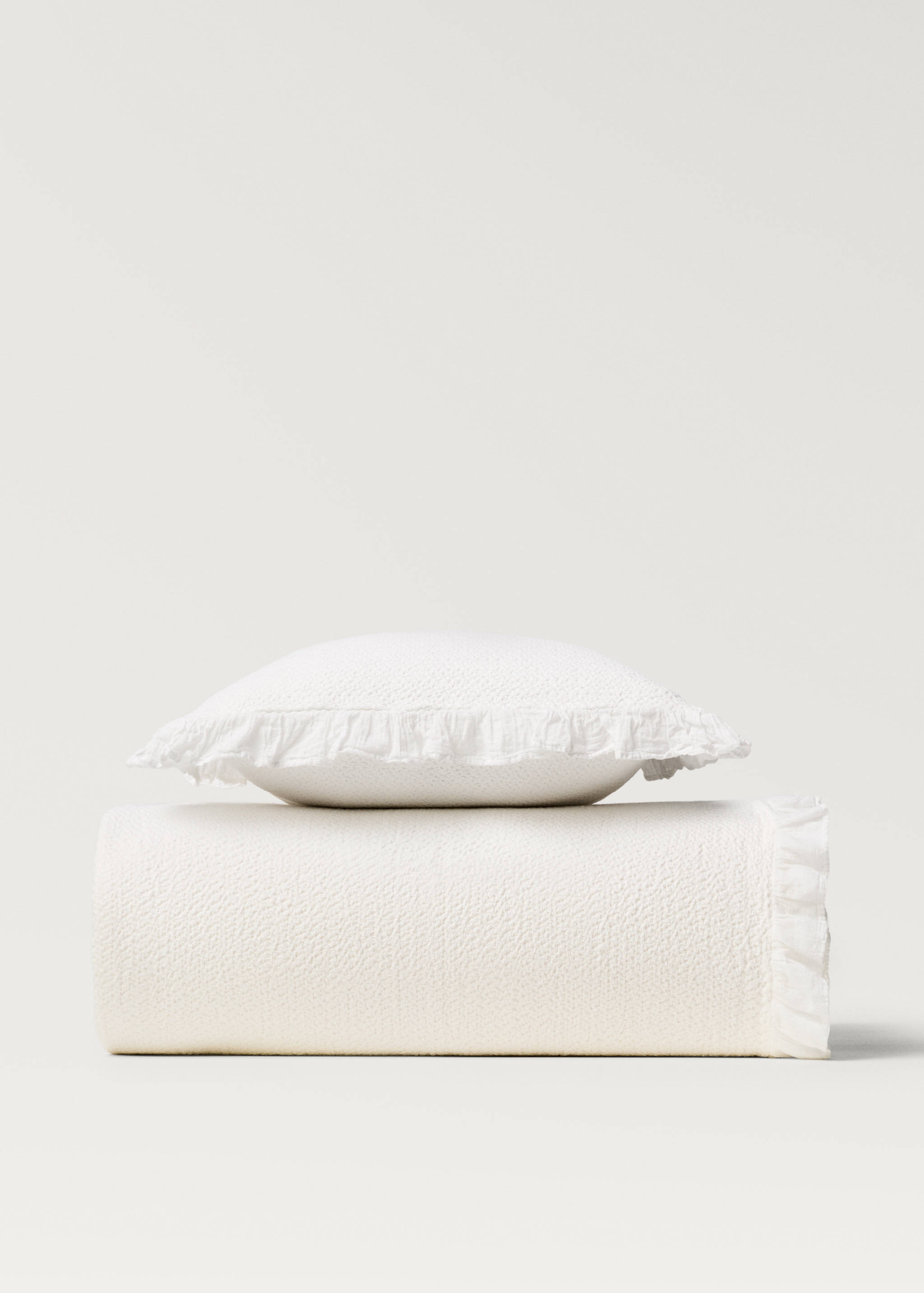 Cotton ruffle-finish bedspread for 90/105 cm bed - Details of the article 4
