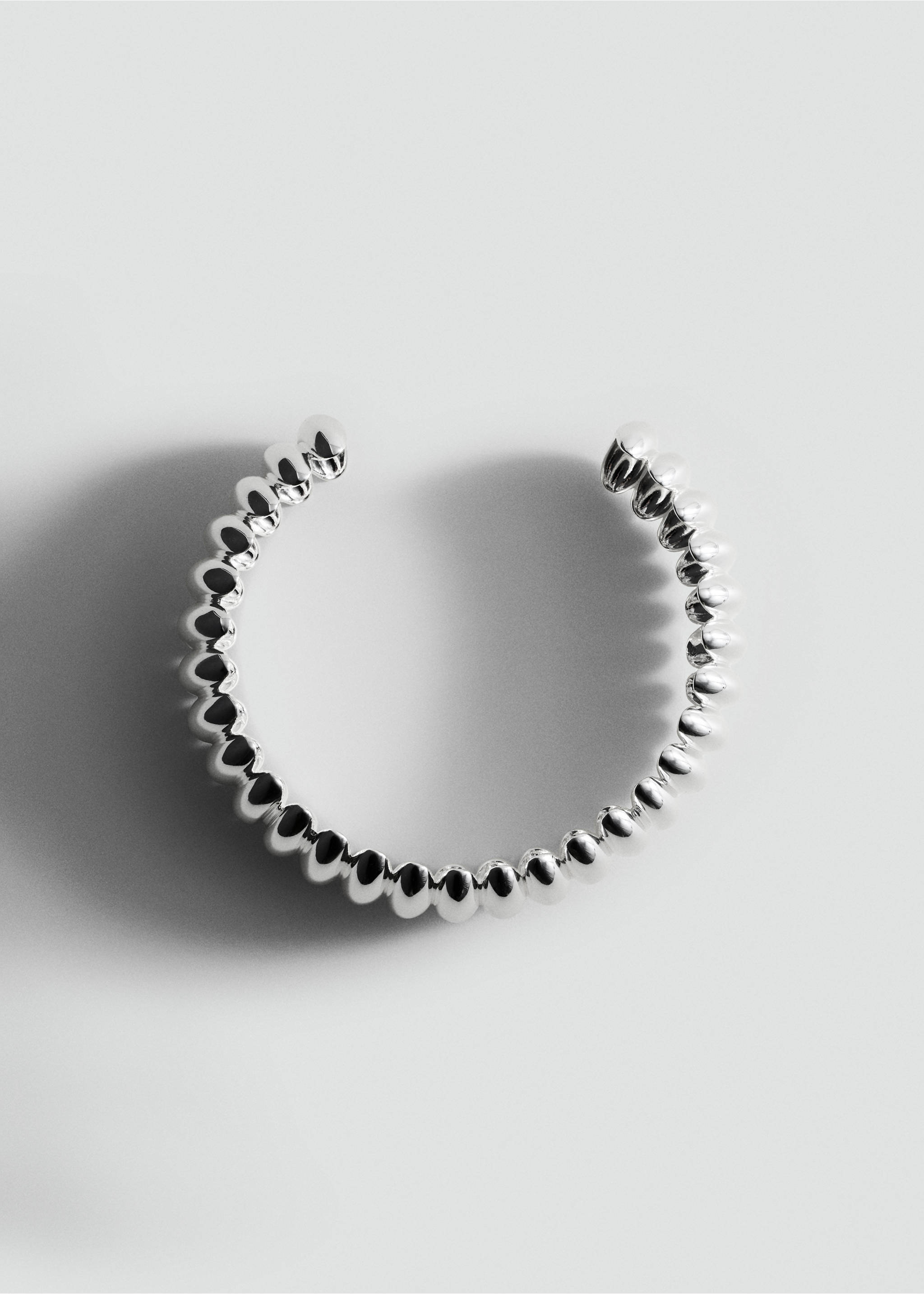 Rigid embossed choker collar - Article without model, Silver. Ref: 27071320-00.