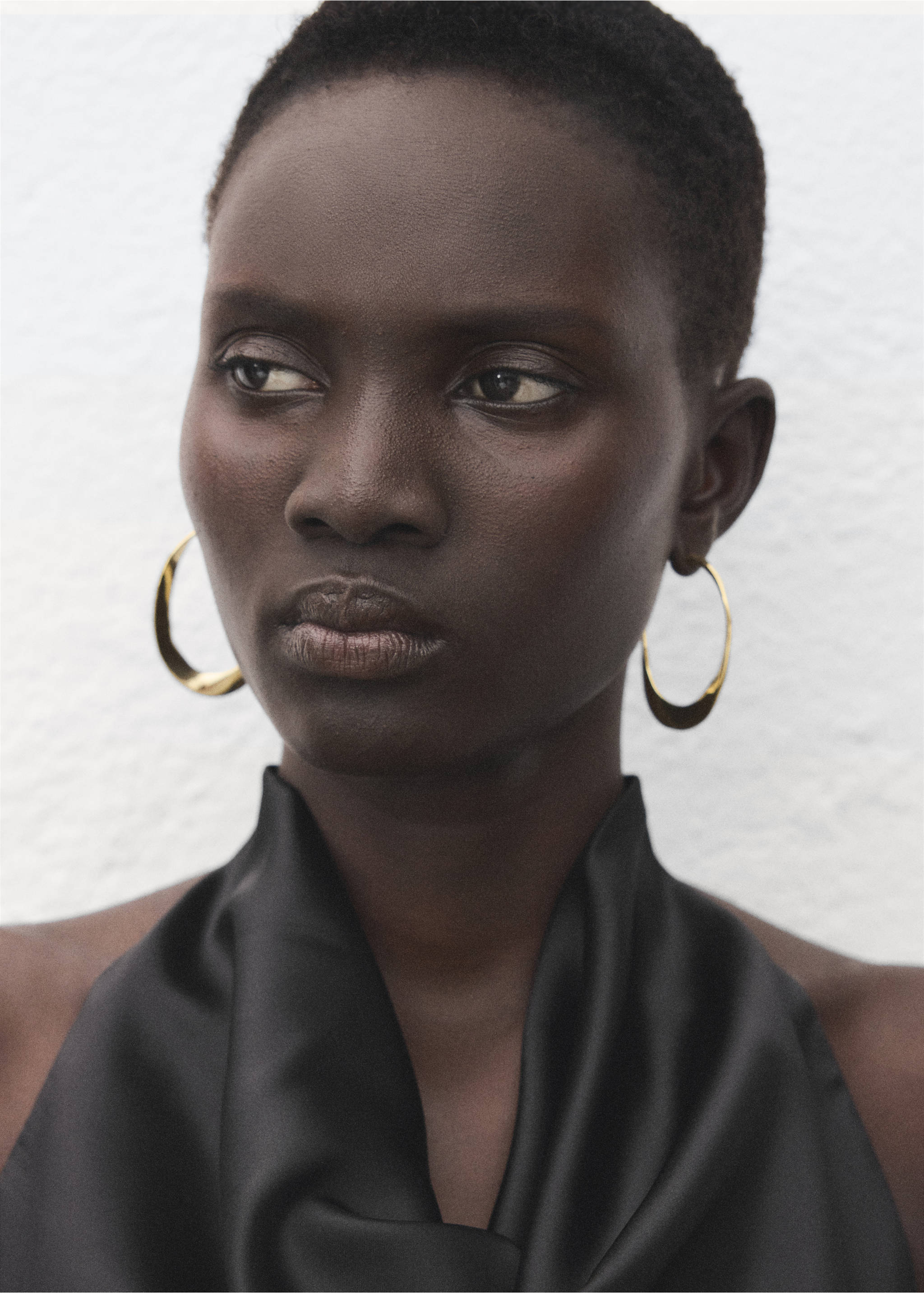 Draped neck satin top - Details of the article 1, Black. Ref: 27071327-00.