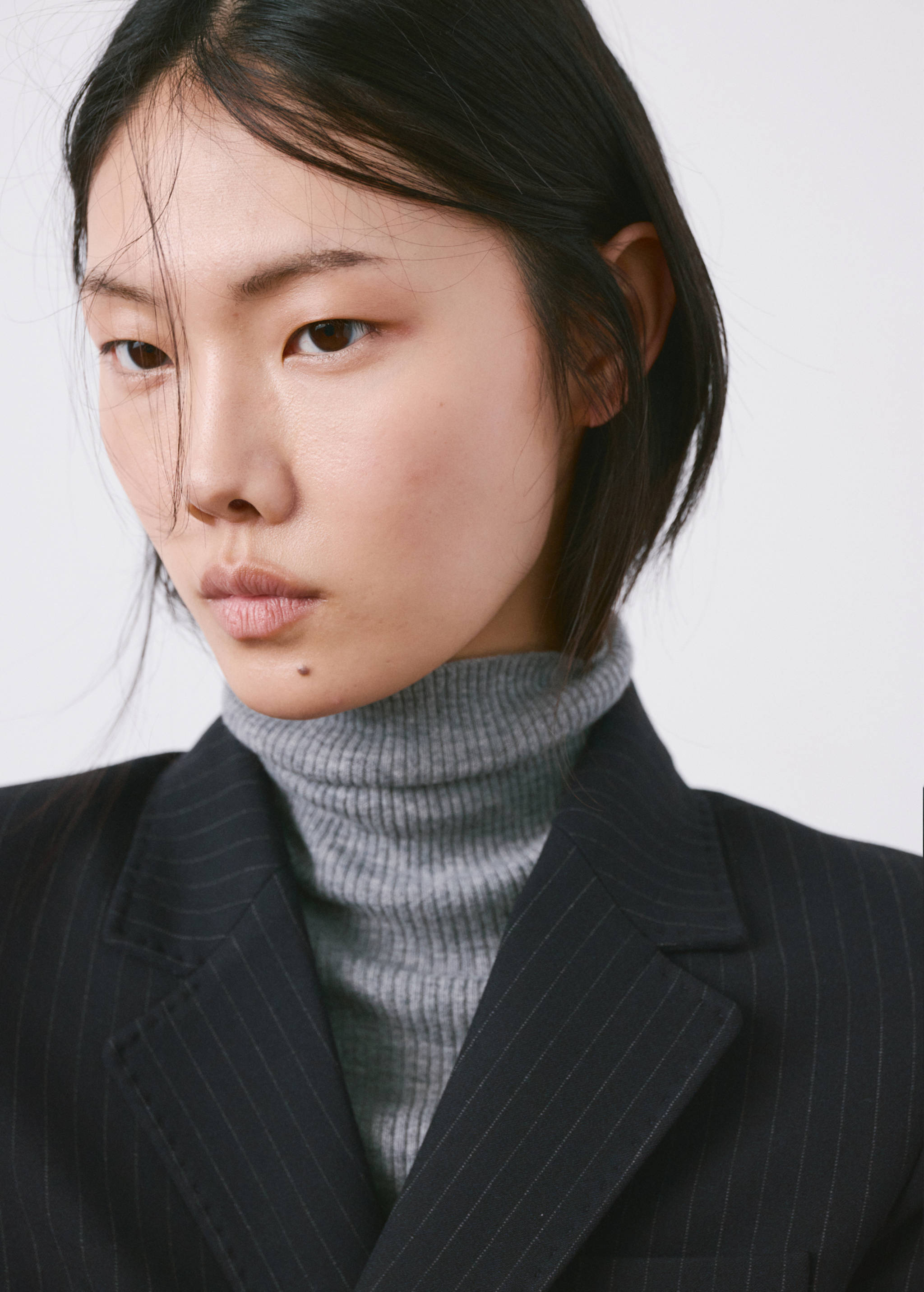 Straight-fit suit blazer - Details of the article 1