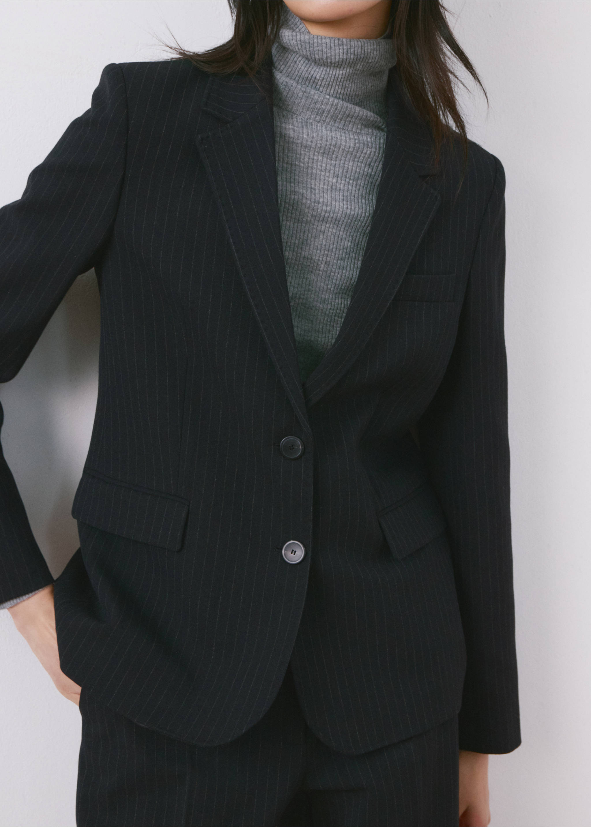 Straight-fit suit blazer - Details of the article 6, Dark Navy. Ref: 27071328-00.