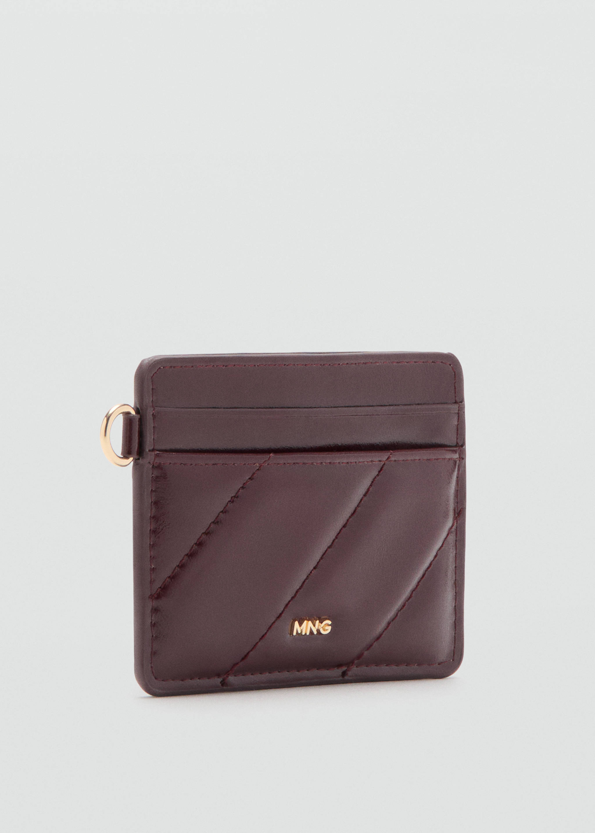 Tarjetero acolchado - Plano medio