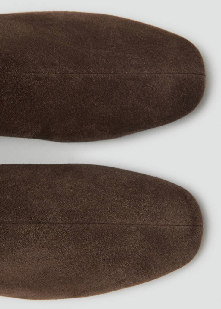 Suede ankle boots with round toe — Chocolate