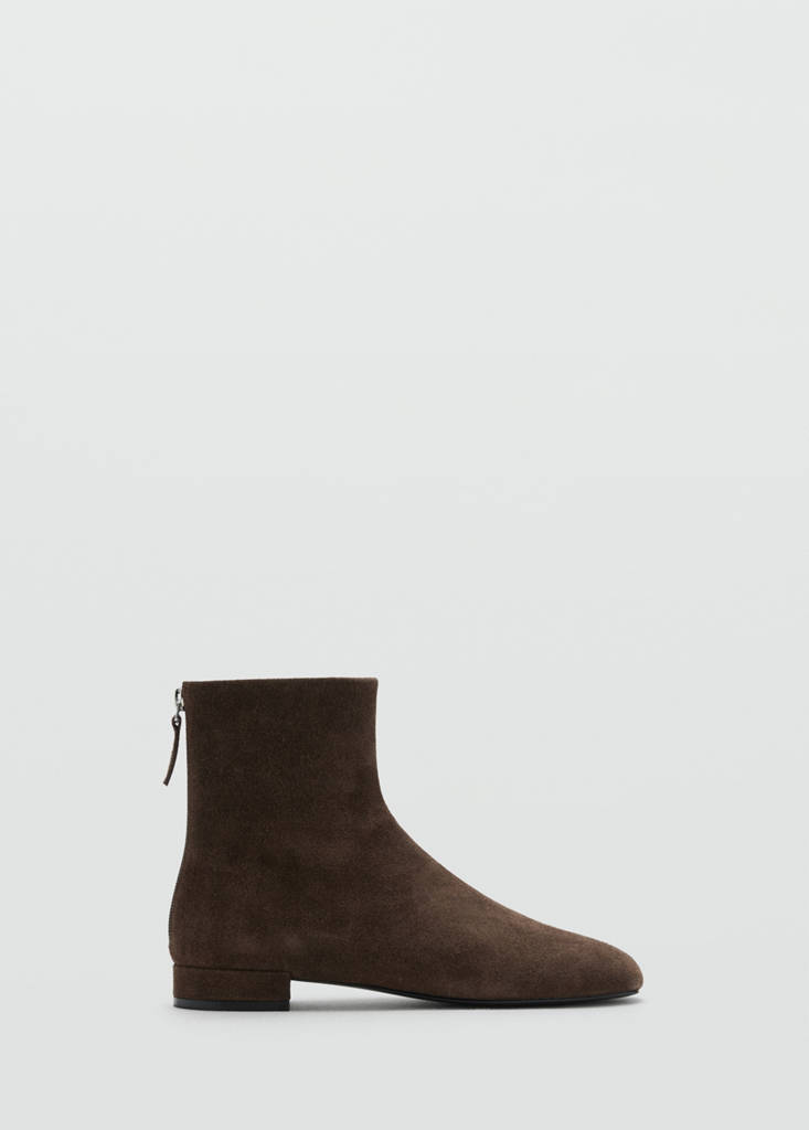 Suede ankle boots with round toe — Chocolate