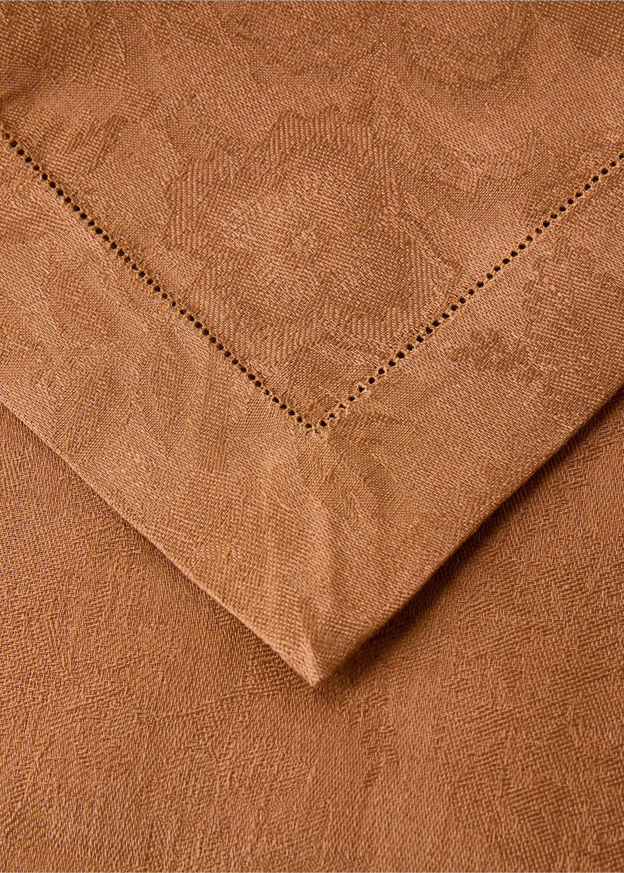 Tischset aus 100 % Leinen mit Blumenmuster - Detail des Artikels 1, Mittelbraun. Ref: 27071518-00.