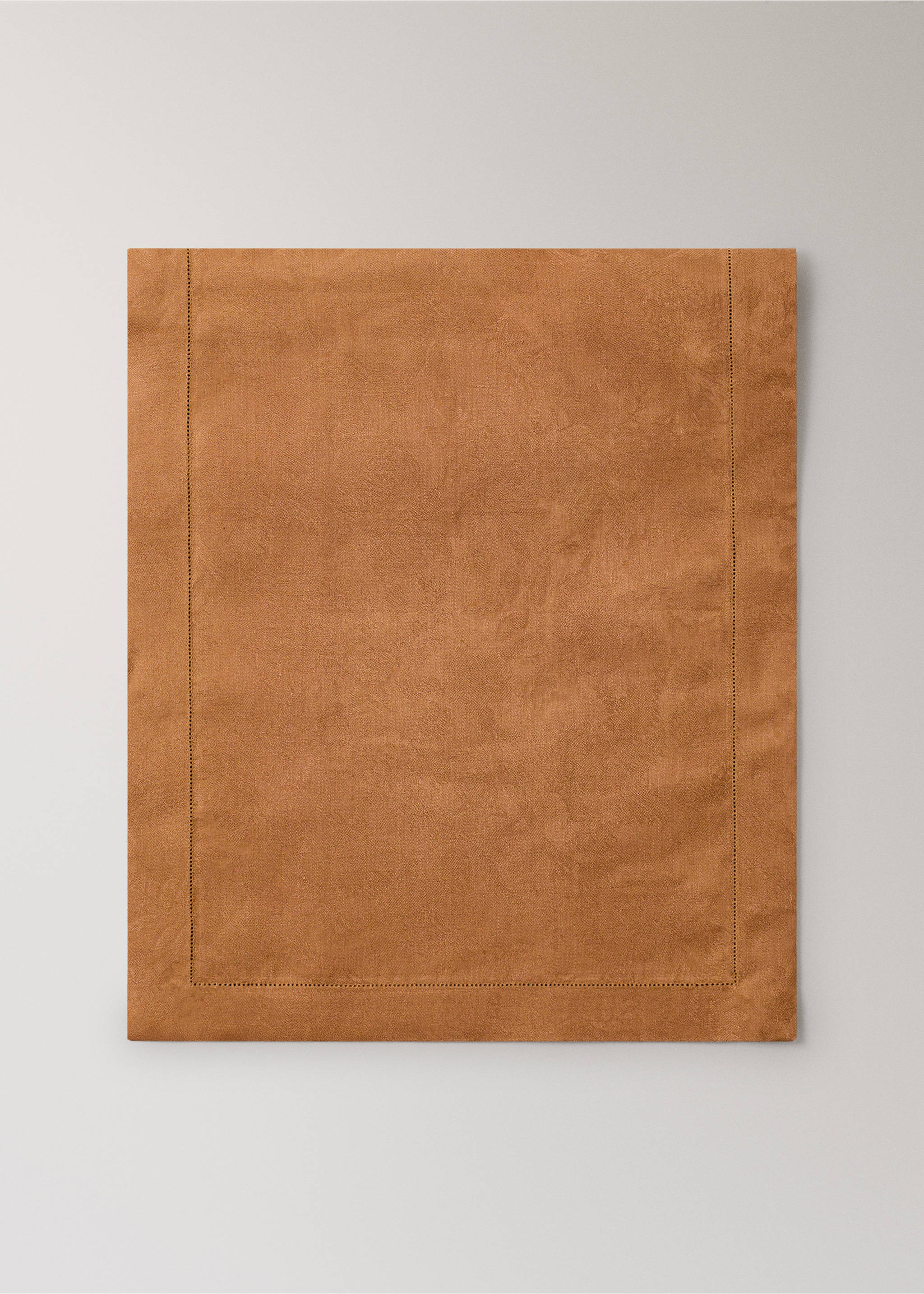 100% linen floral patterned table runner - Article without model, Medium Brown. Ref: 27071518-00.
