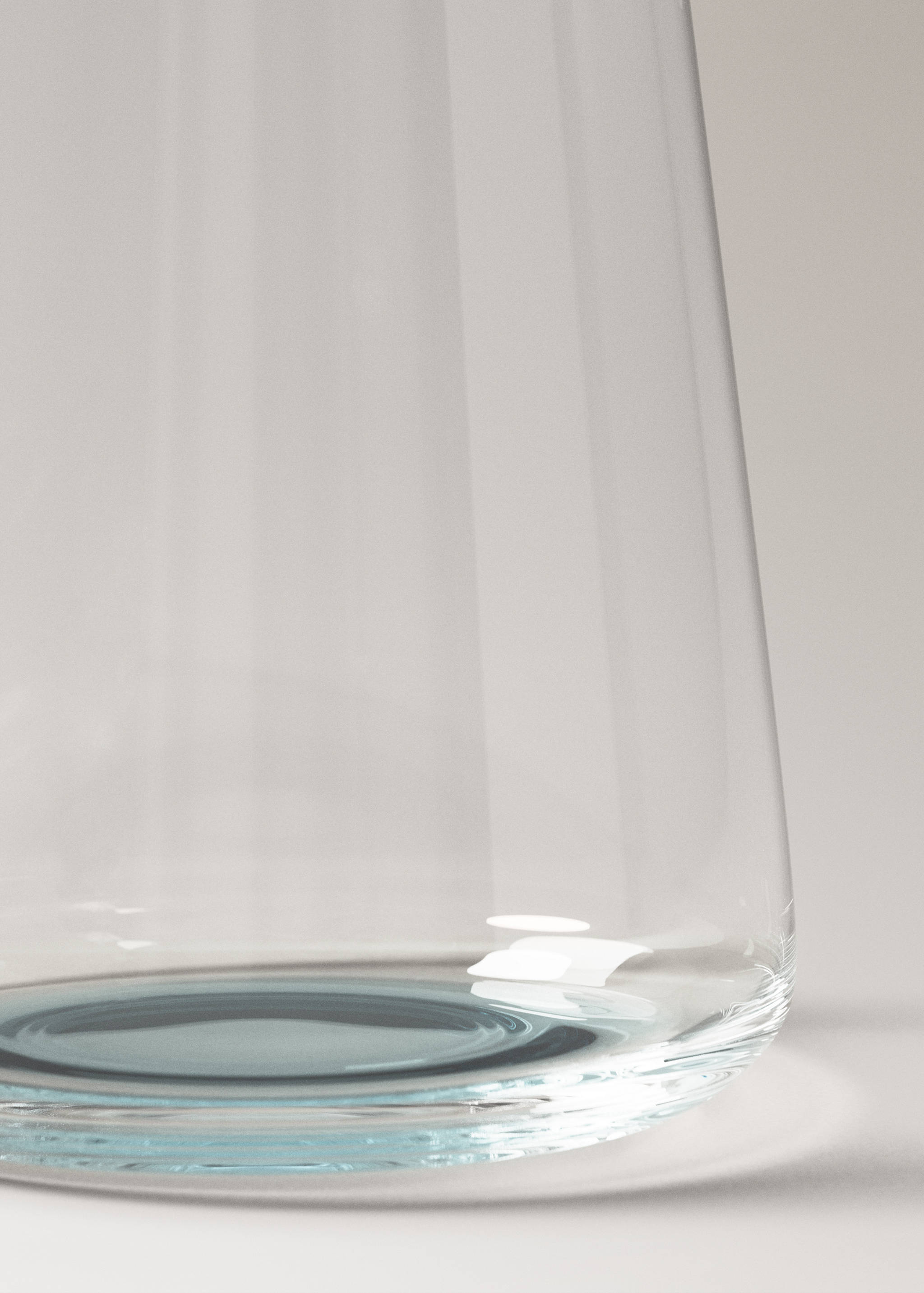 Crystal base-colour glass - Details of the article 2