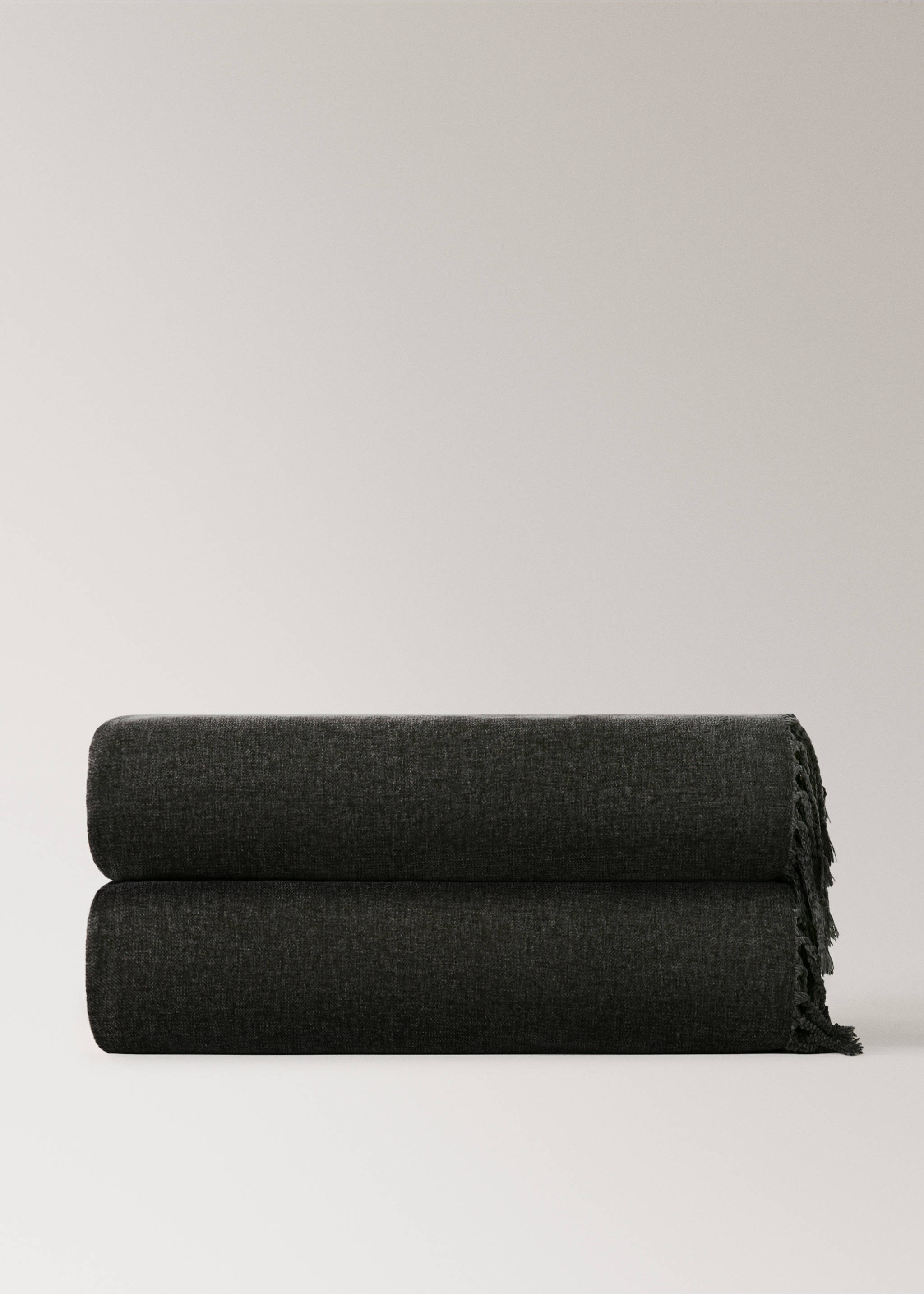 Chenille blanket with fringes - Article without model, Grey. Ref: 27071525-00.