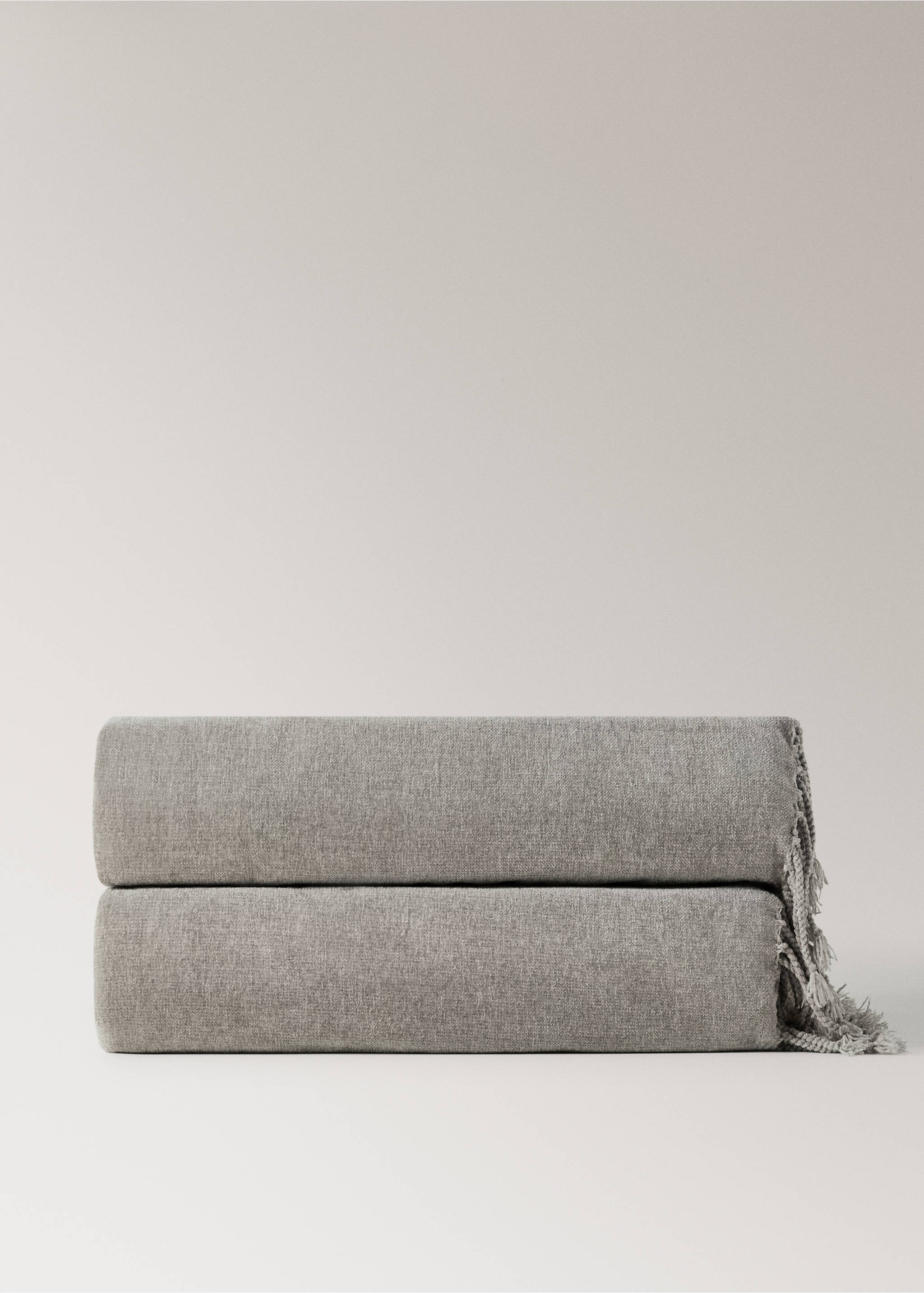 Одеяло от шенил с ресни - Артикул без модел, Светло/пастелно кафяво. Ref: 27071525-00.