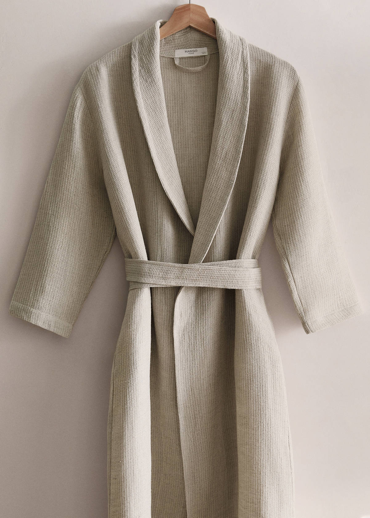 Linen cotton mini waffle dressing gown — Sand
