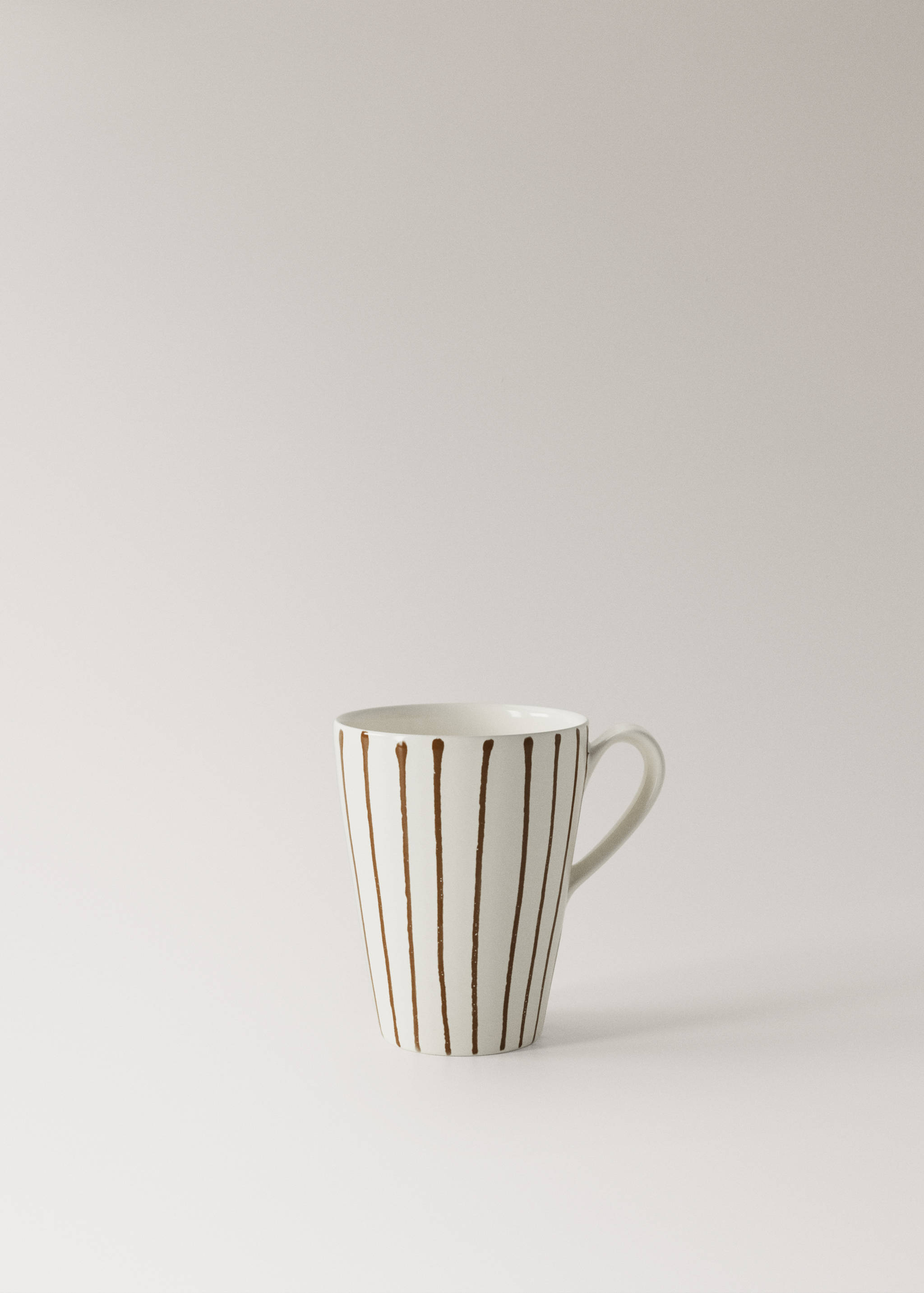 Stoneware tea cup - Article without model
