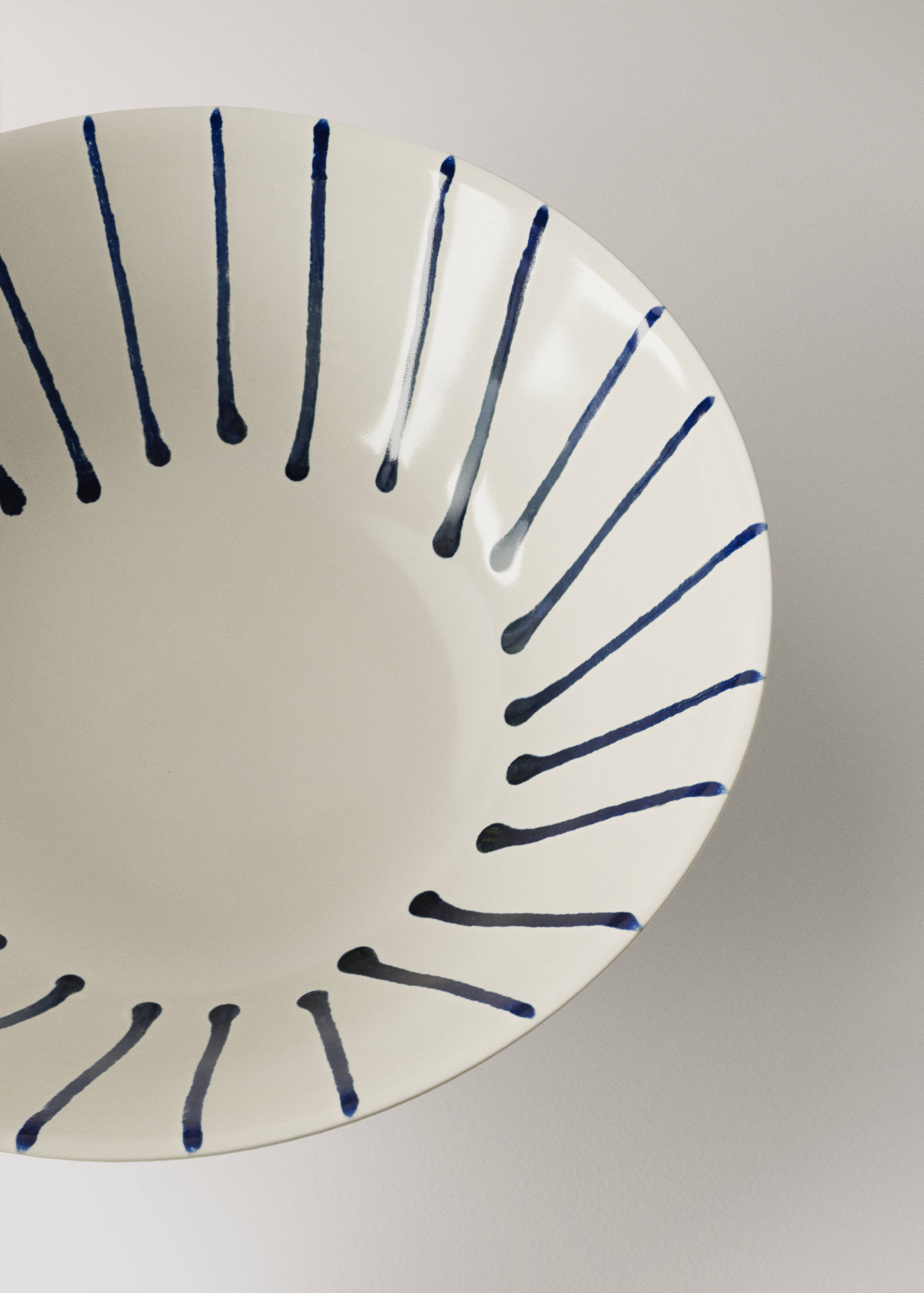 Striped gres bowl - Details of the article 1