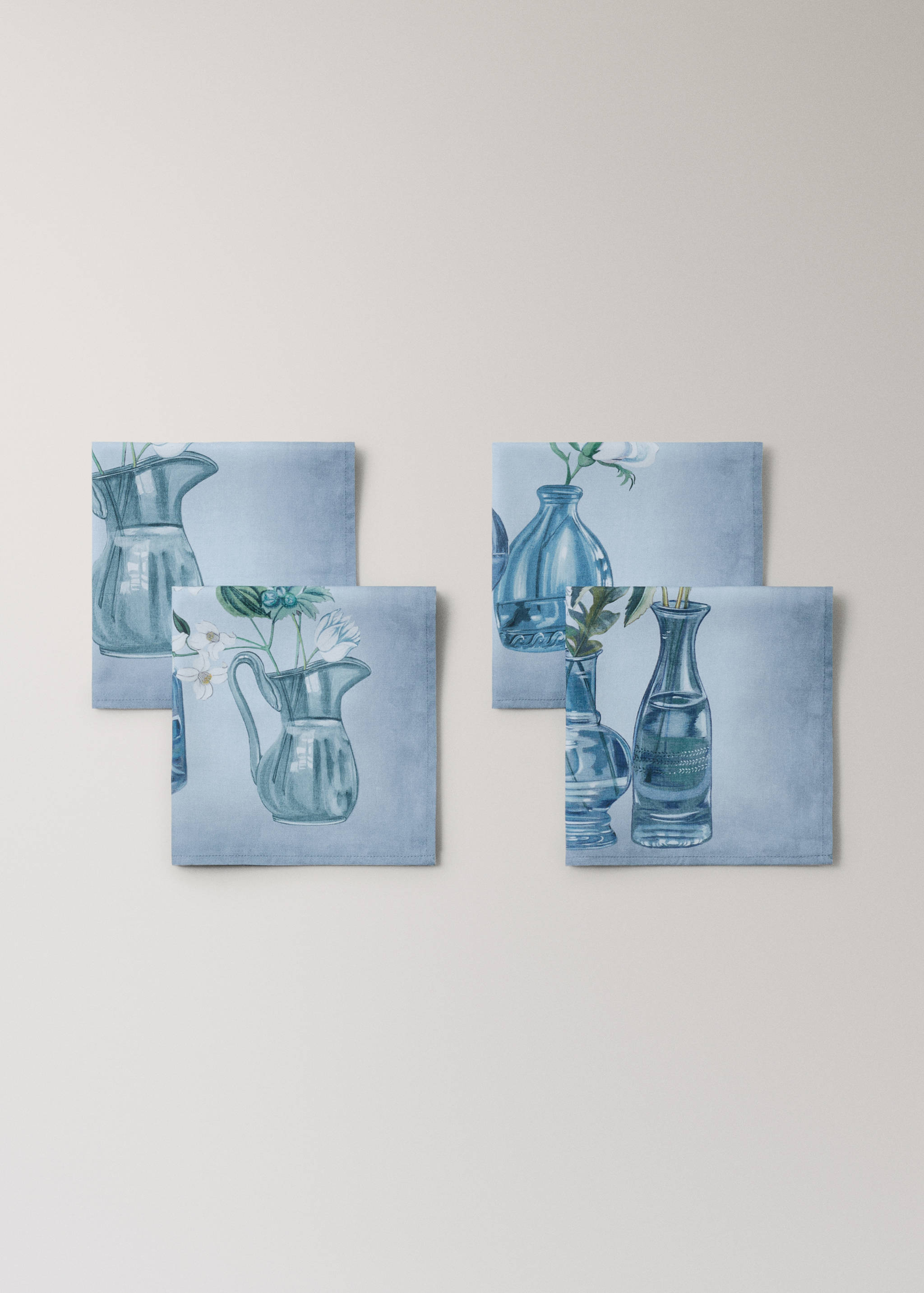 Napkins vases springtime flowers - Details of the article 1