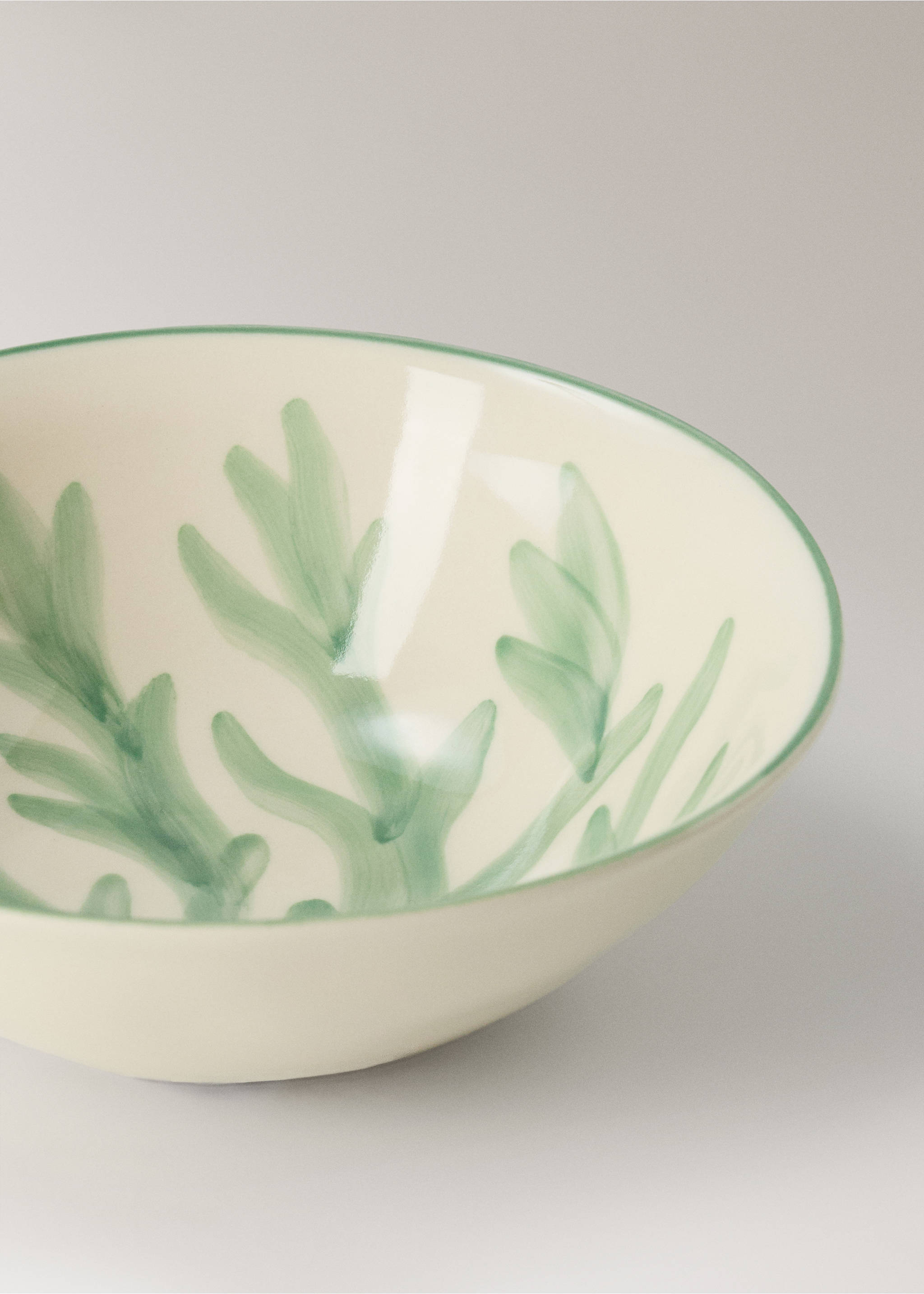 Floral design stoneware bowl - Details of the article 1, Pastel Green. Ref: 27071533-00.