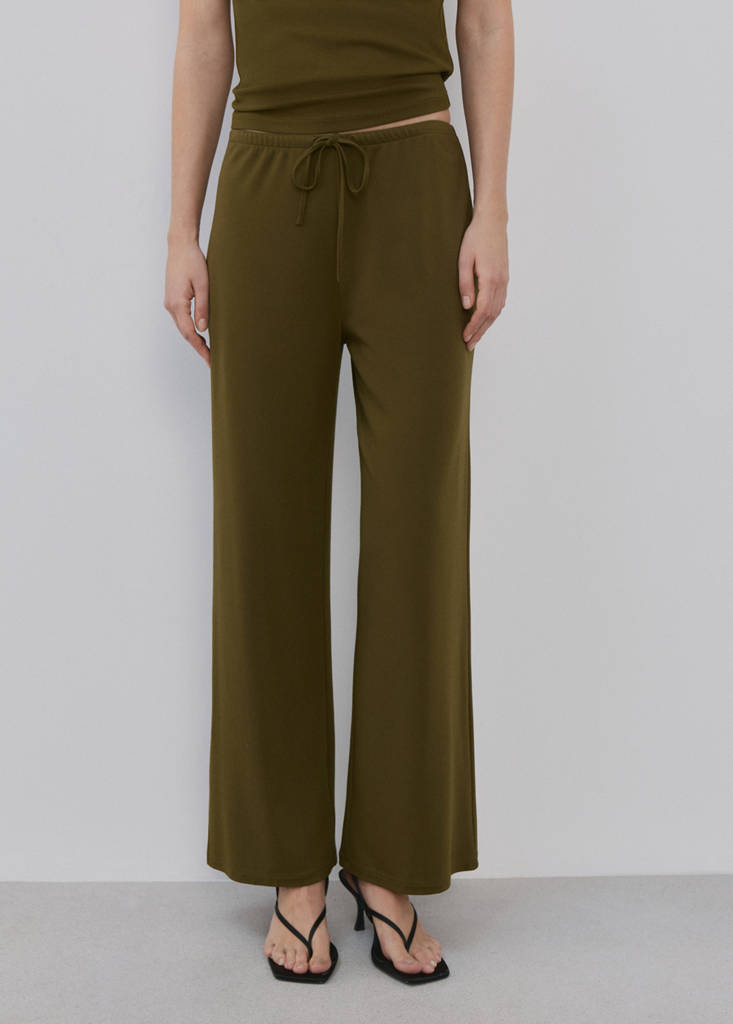 Straight-fit trousers with elastic waist — Khaki