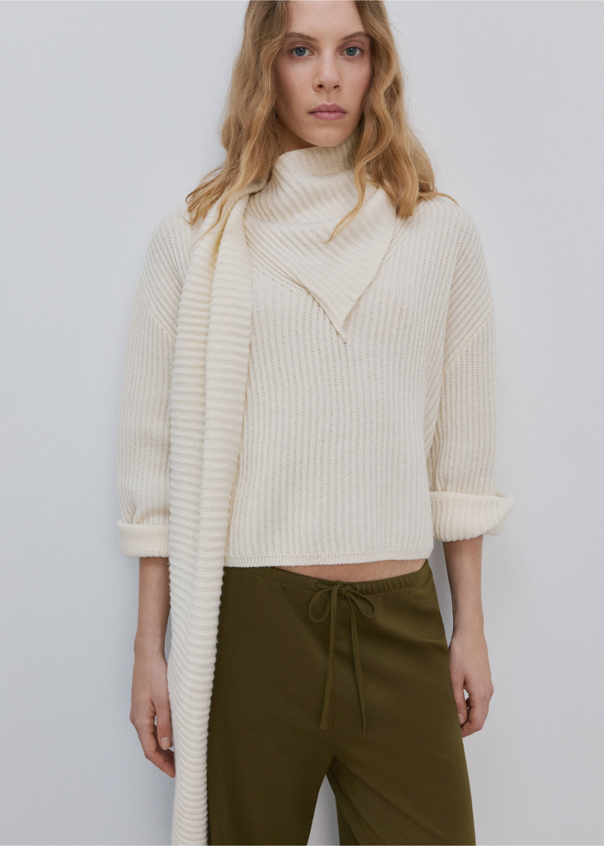 กางเกงขายาวทรงตรงเอวยางยืด - รายละเอียดของสินค้า 2, สีกากี. Ref: 27072541-00.