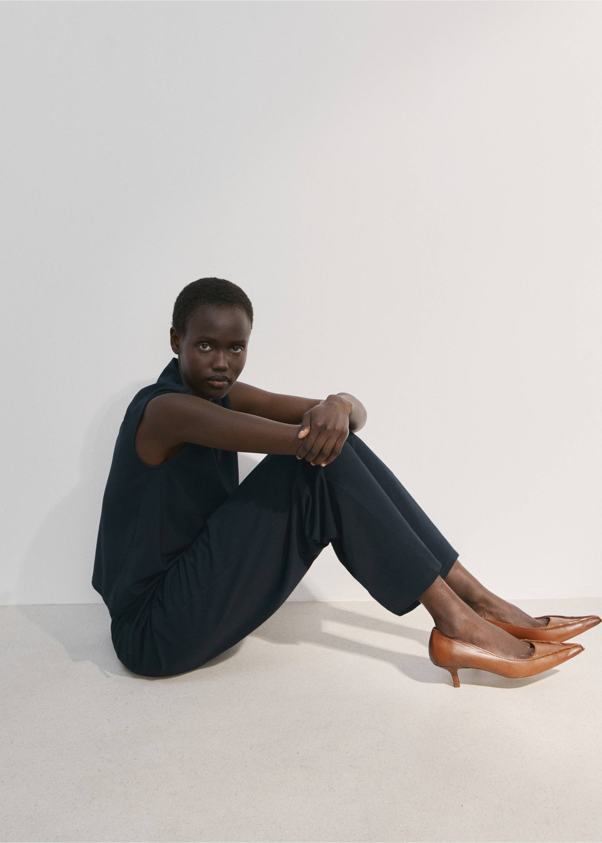 กางเกงขายาวทรงตรงเอวยางยืด - รายละเอียดของสินค้า 2, สีกรมท่า. Ref: 27072541-00.