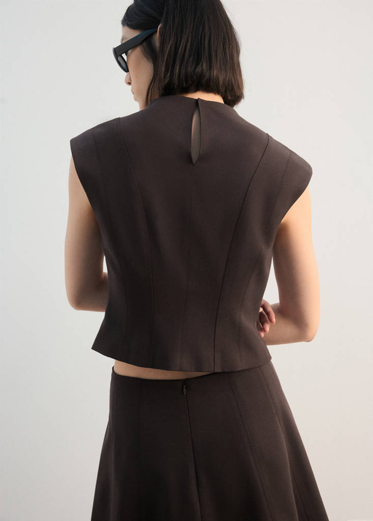 Fitted top with wide straps — Chocolate