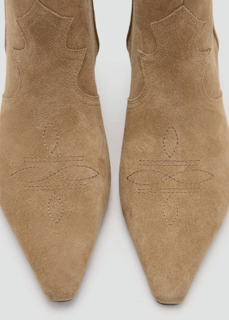 Suede ankle boot with kitten heel — Sand