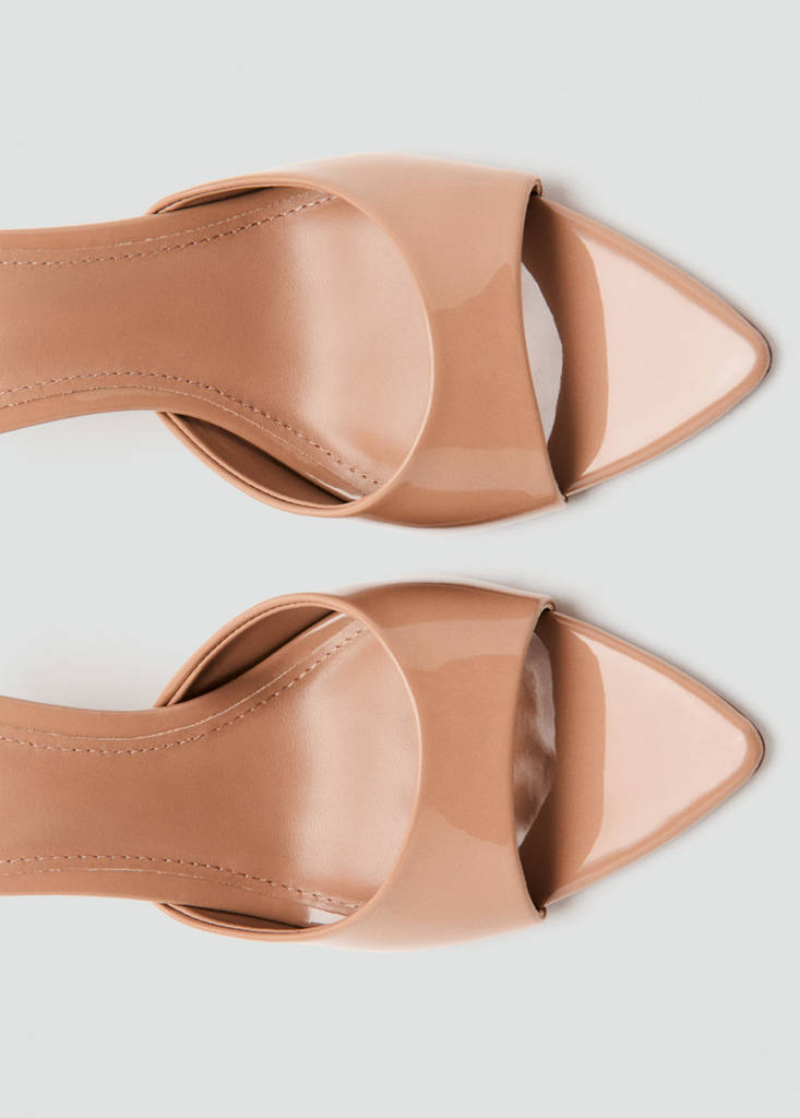 Pointed heel sandals — Nude