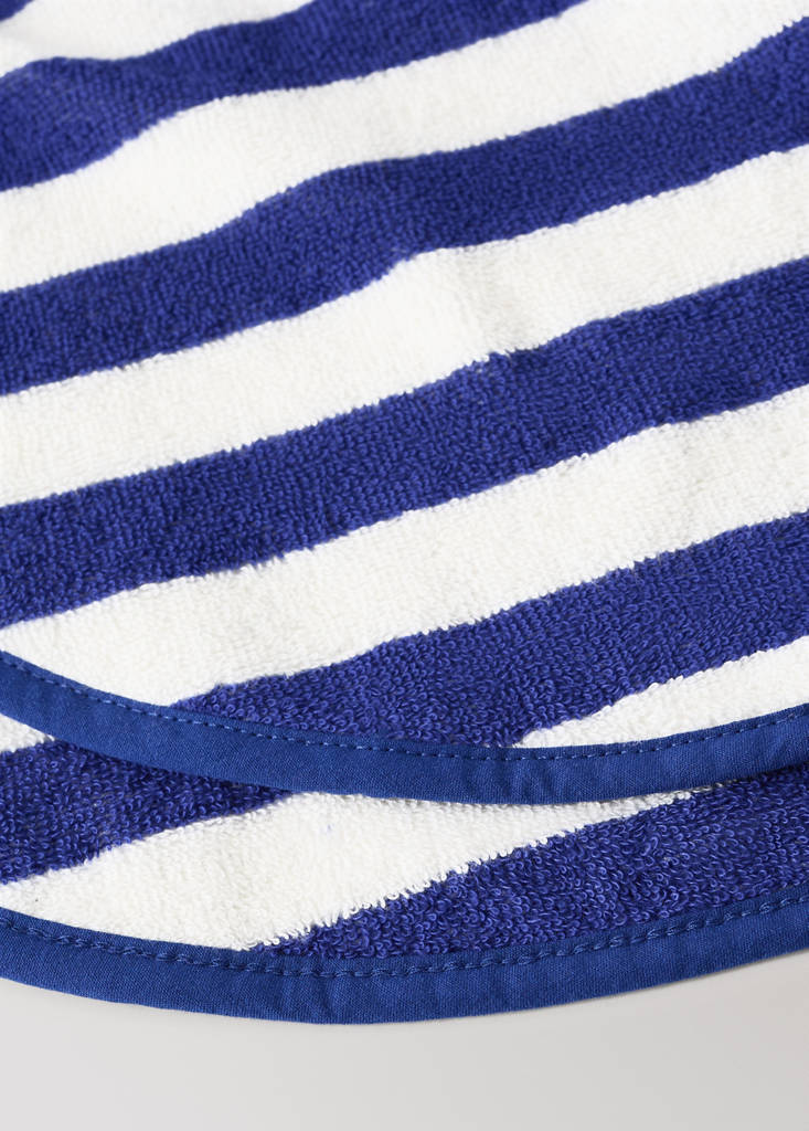 Striped poncho towel — Blue