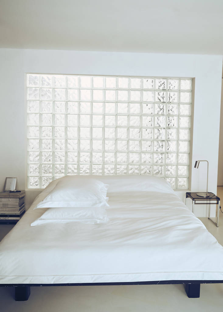 Percale cotton duvet cover with hemstitch King bed — White