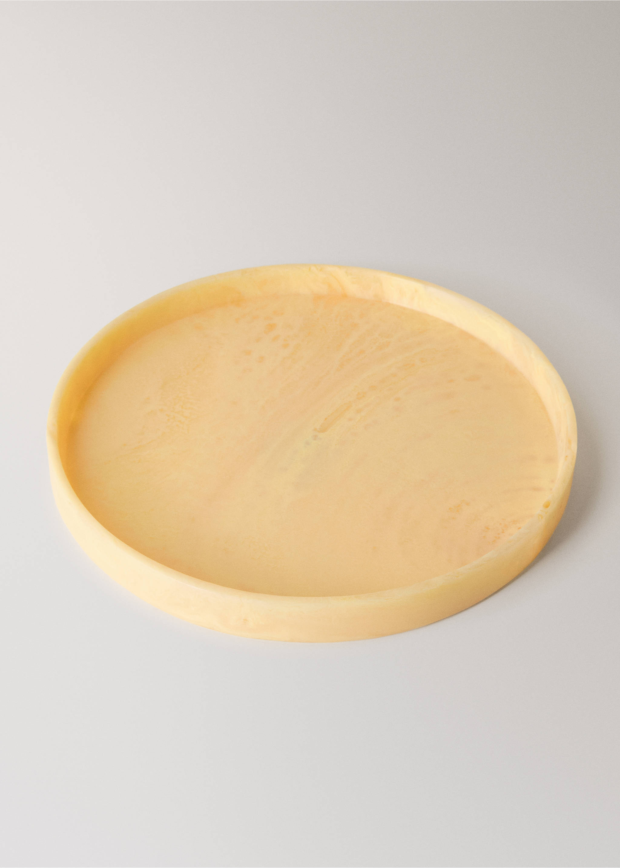 Bandeja decorativa de resina tamanho grande - Pormenor do artigo 1, Amarelo-pastel. Ref: 27072896-00.