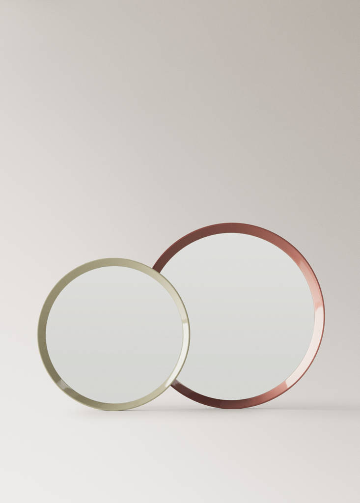 Round wood mirror — Ecru