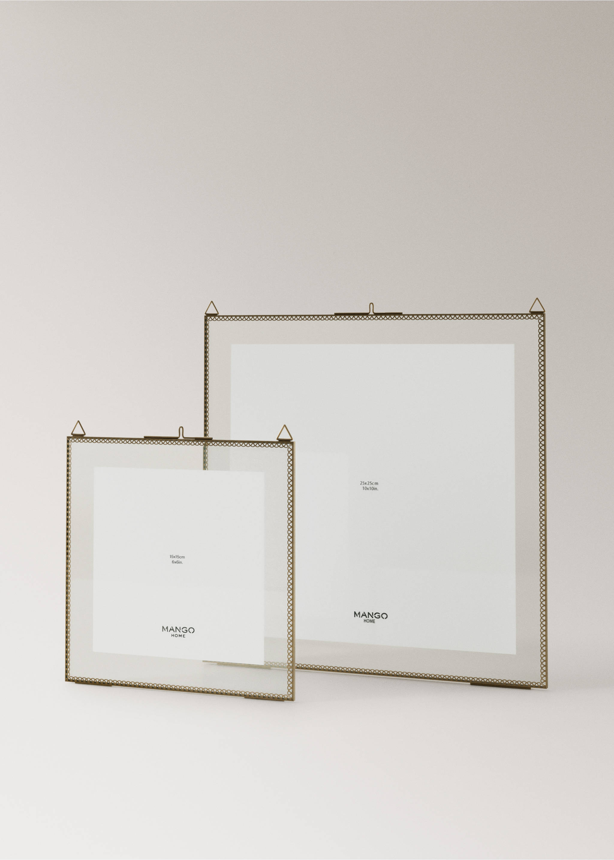 Medium square metal border frame - Details of the article 3, Gold. Ref: 27072900-00.