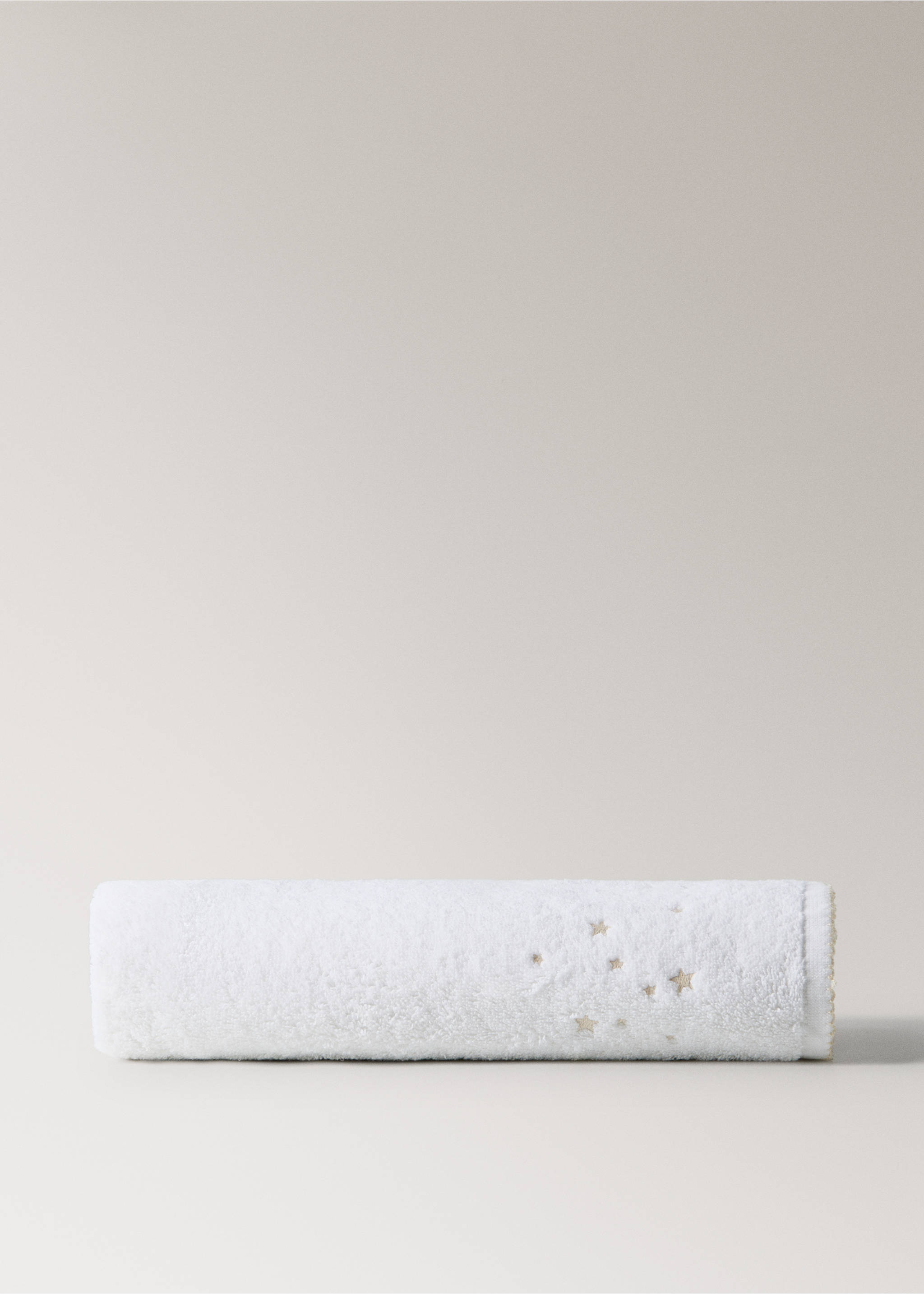 Serviette de douche enfant avec étoiles brodé - Article sans modèle, Blanc. Ref: 27072926-00.