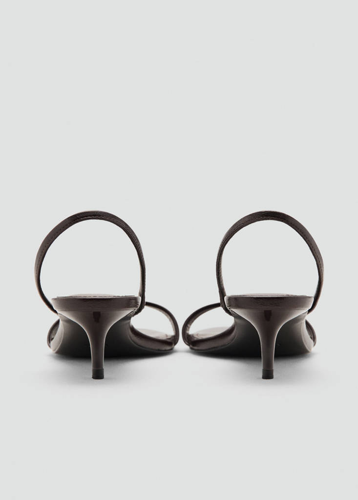 Kitten-heel sandals with strap — Chocolate