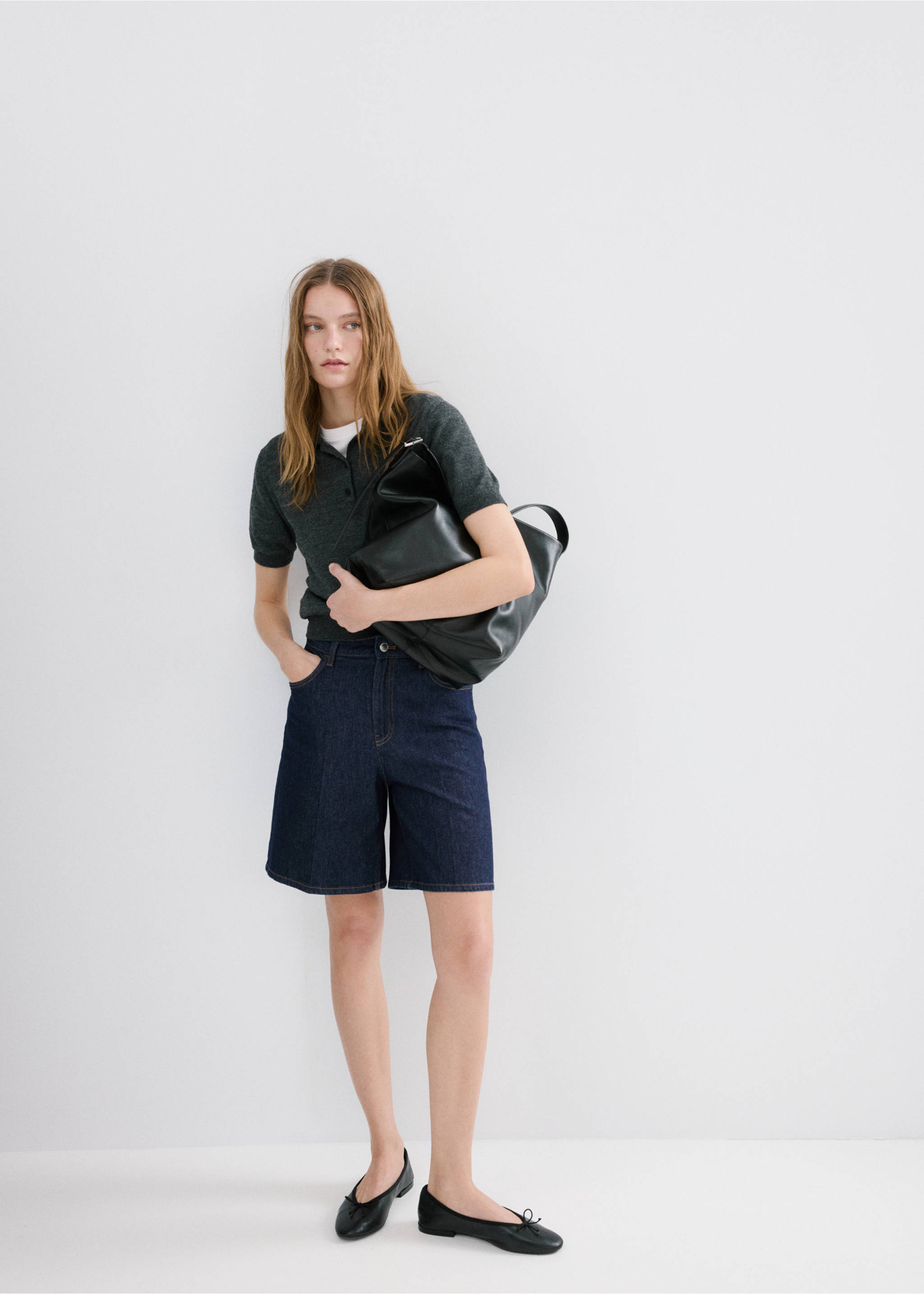 Bermudas denim rectas tiro alto - Plano general, Azul. Ref: 27073280-00.