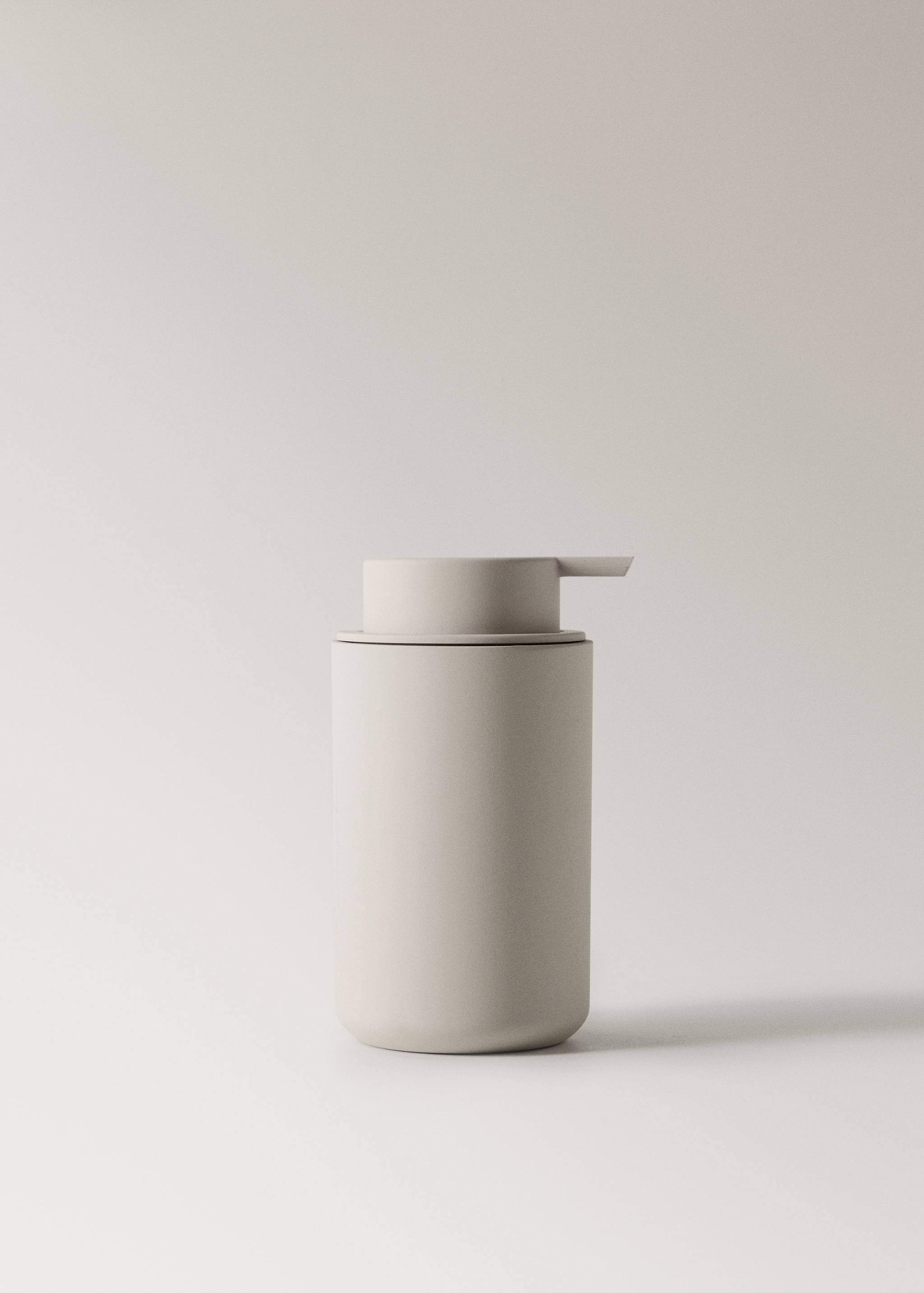 Resin soap dispenser - Article without model