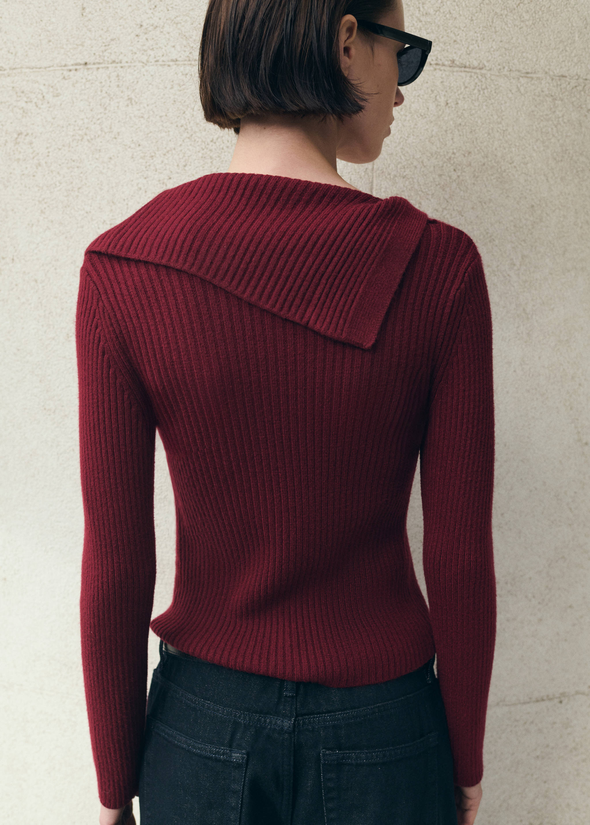 كارديجان محبوك بطيّة أمامية - الجهة الخلفية للمنتج