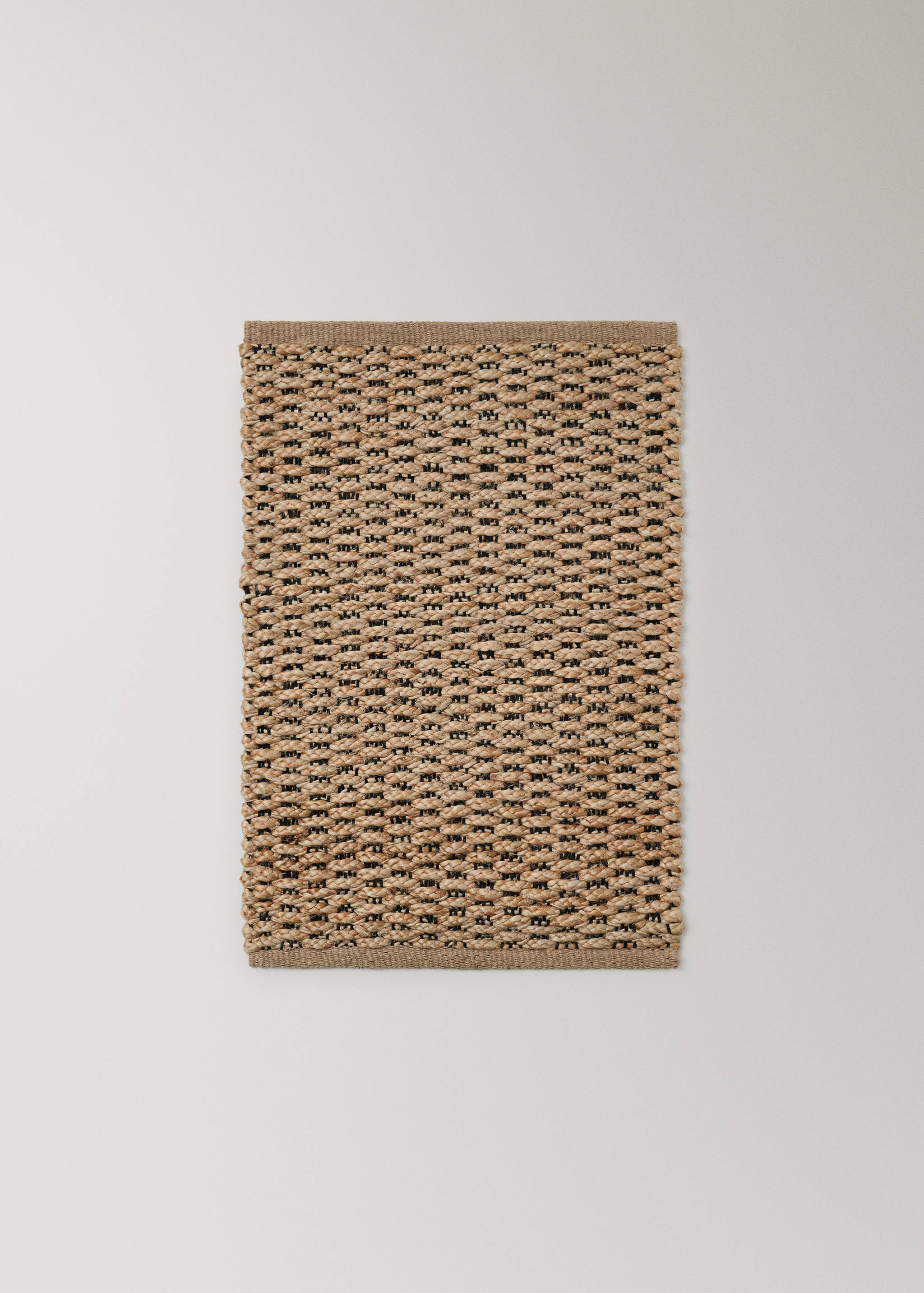 Bicolour braided jute rug - Article without model