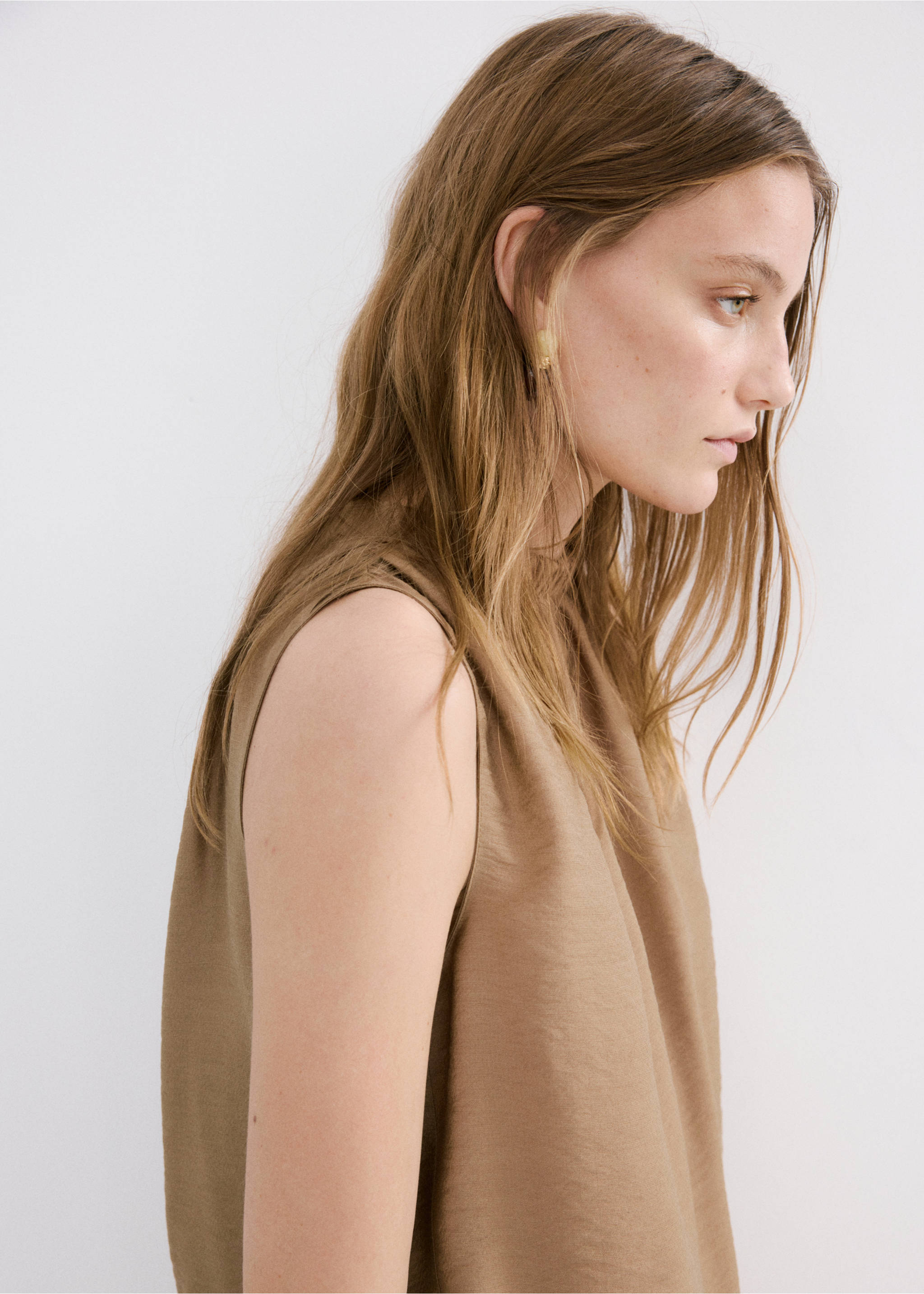 Draped neck satin top - Details of the article 1, Brown. Ref: 27073300-00.